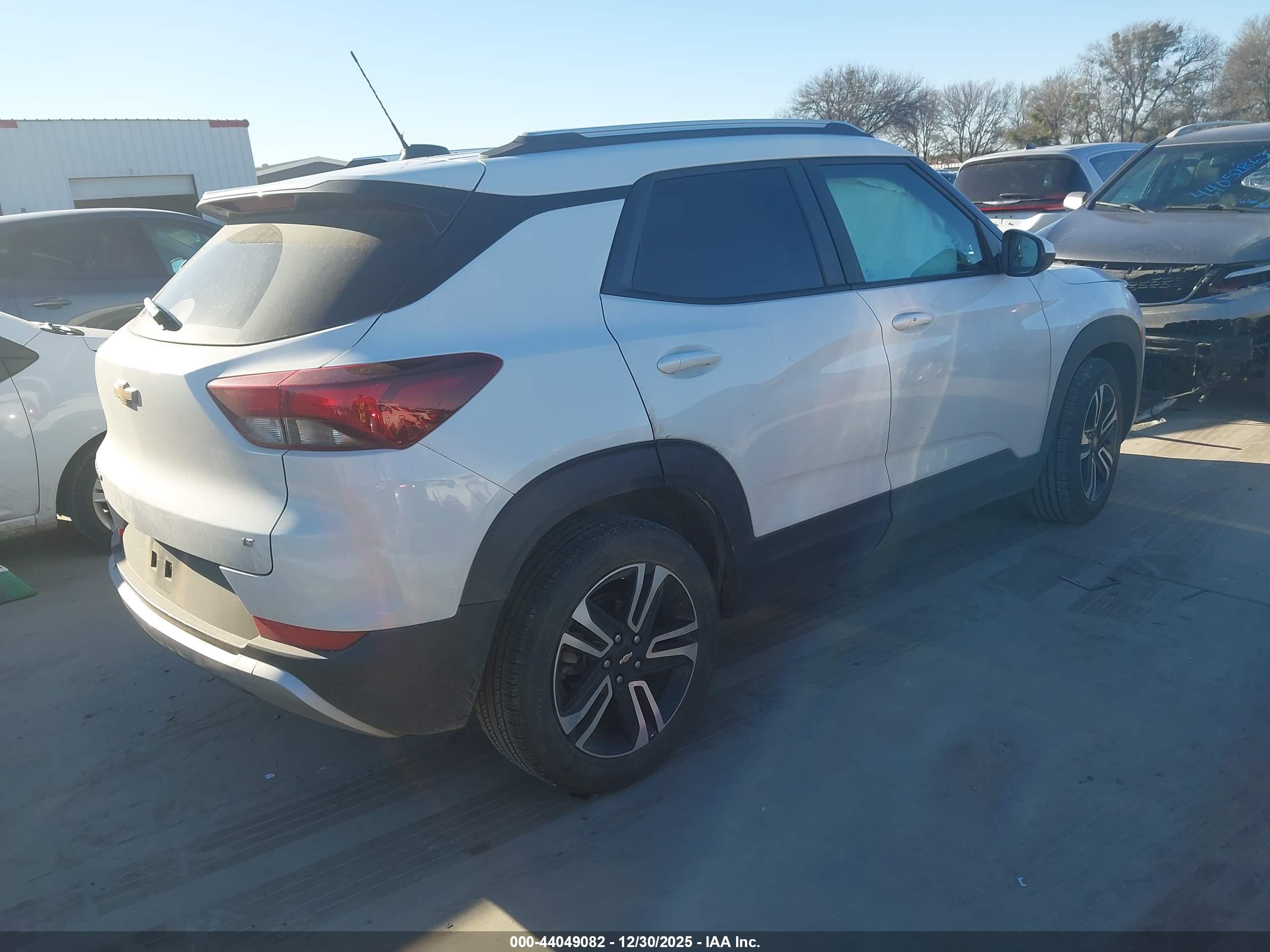 CHEVROLET TRAILBLAZER image 4