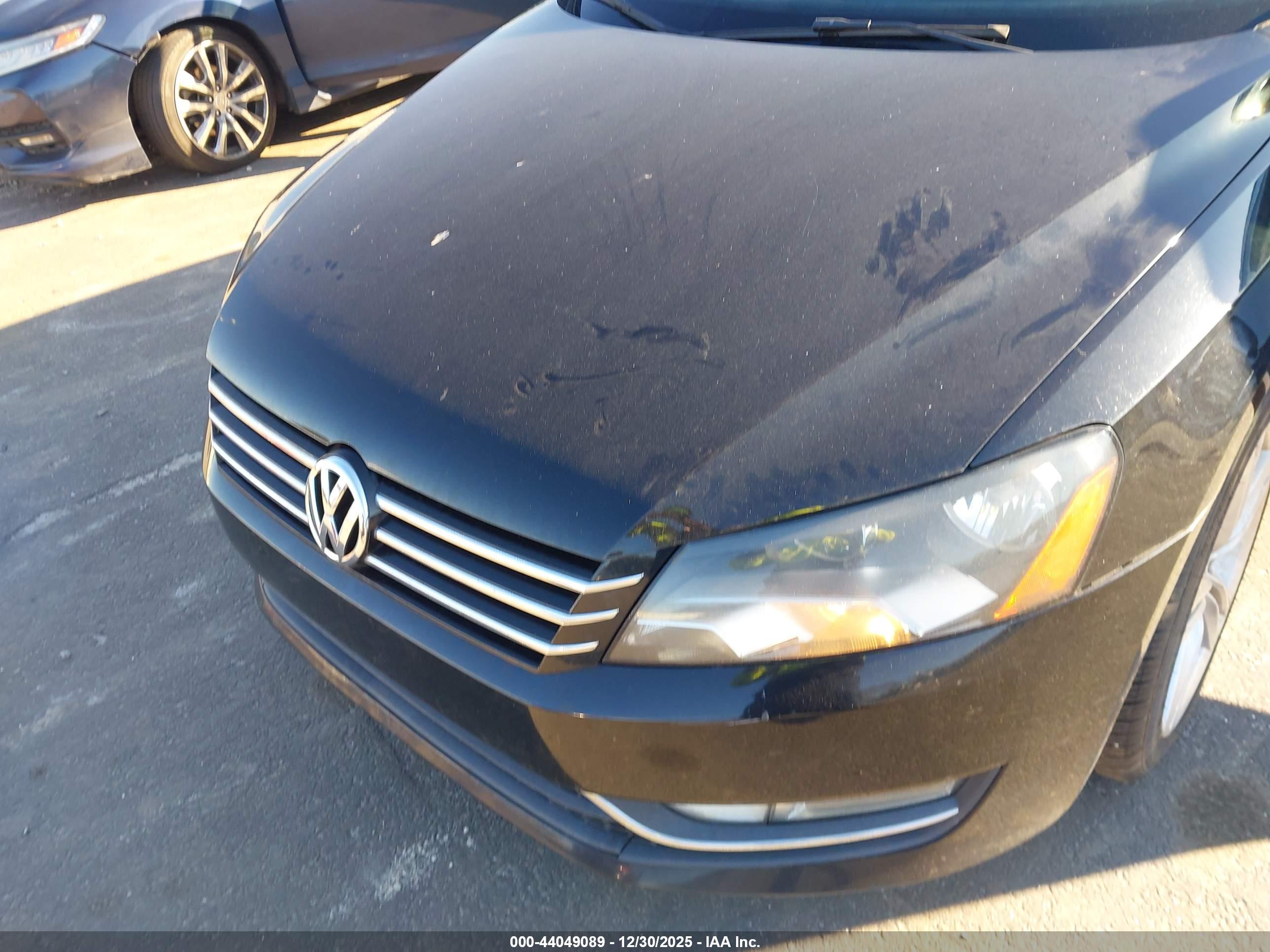 VOLKSWAGEN PASSAT image 6