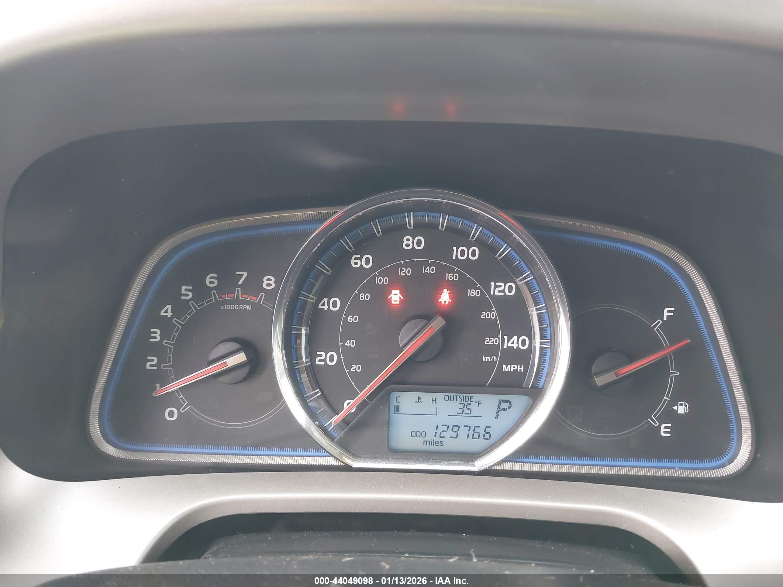 TOYOTA RAV4 image 7