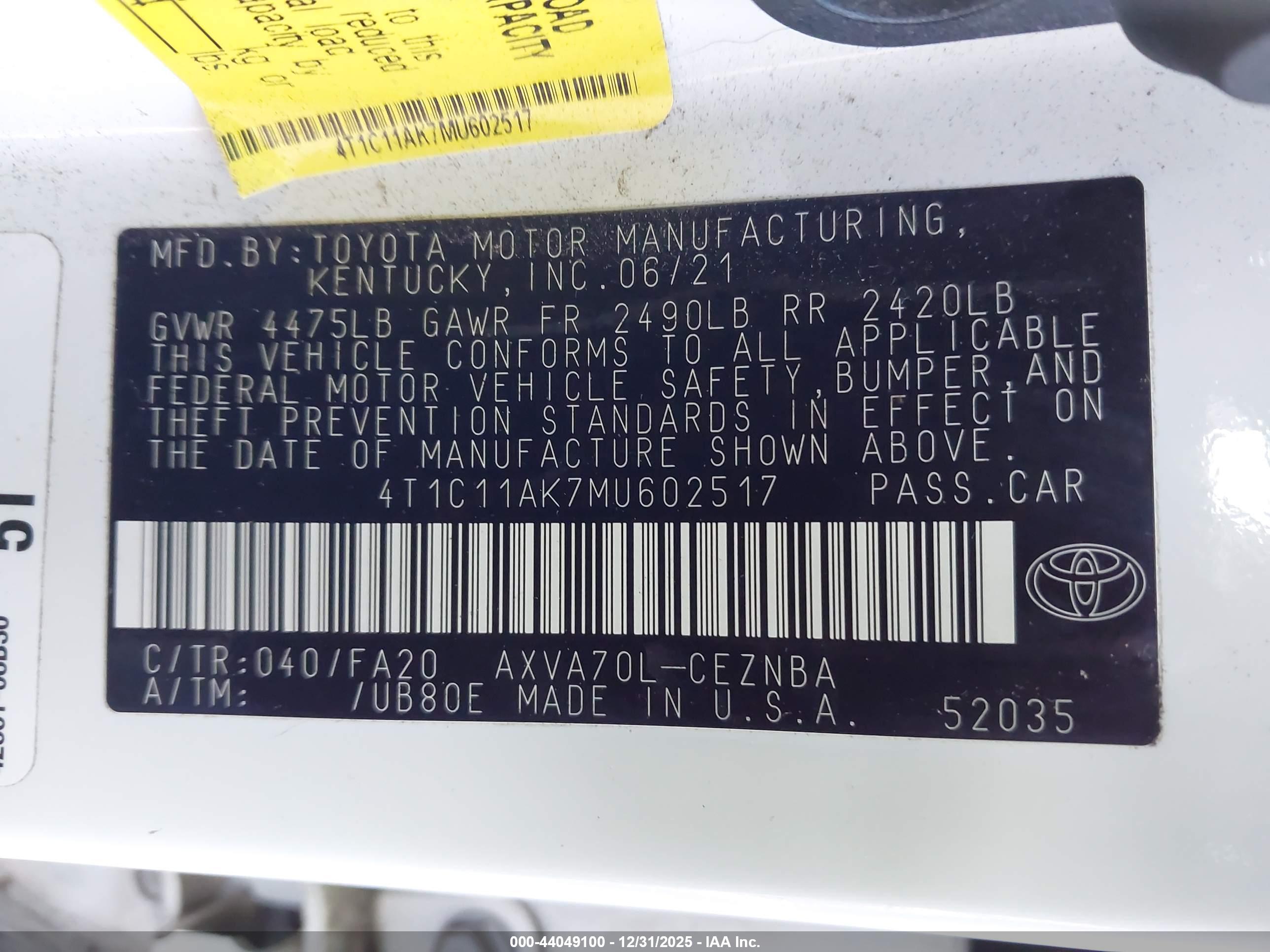 TOYOTA CAMRY image 9