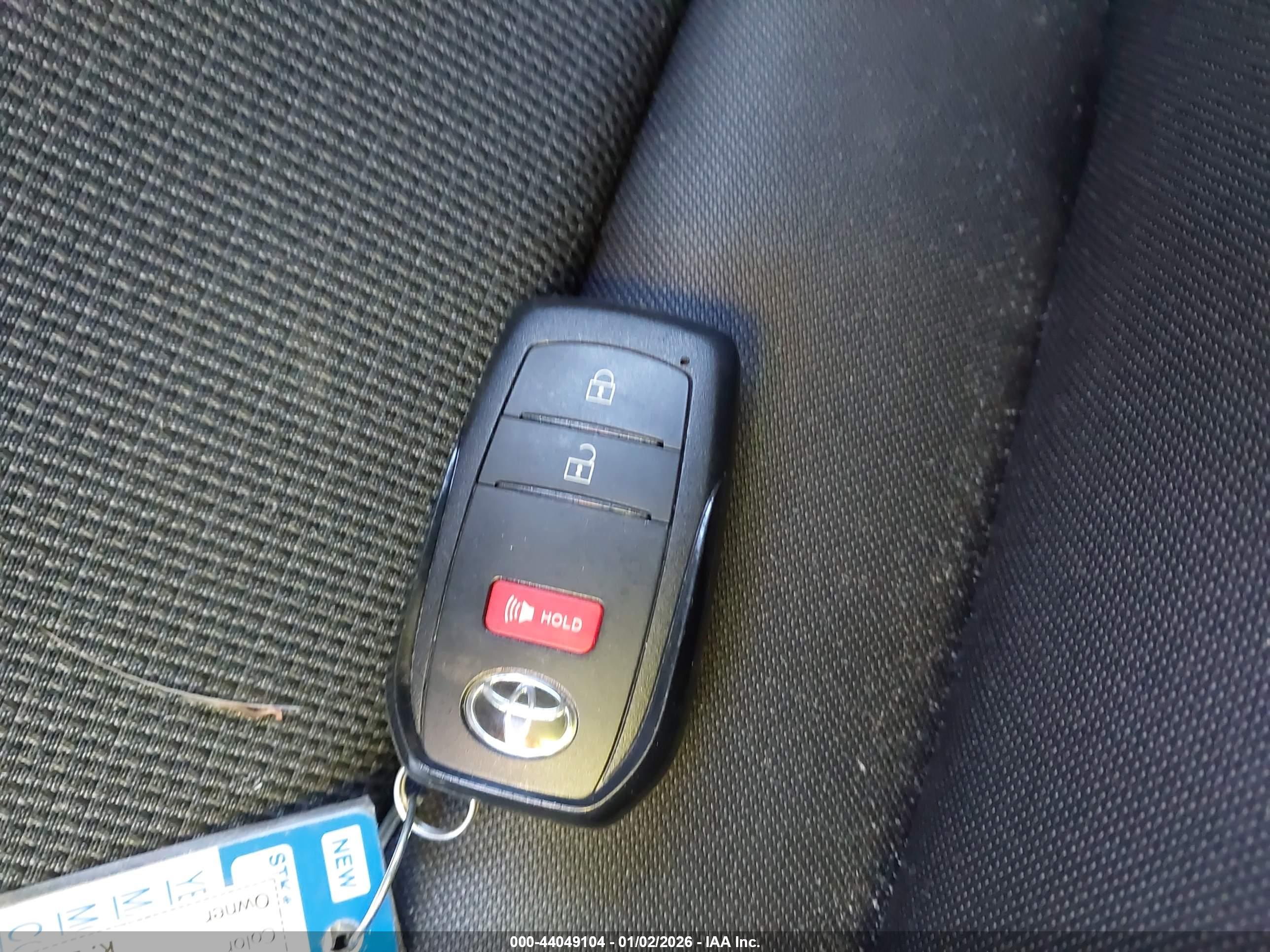 TOYOTA PRIUS image 11