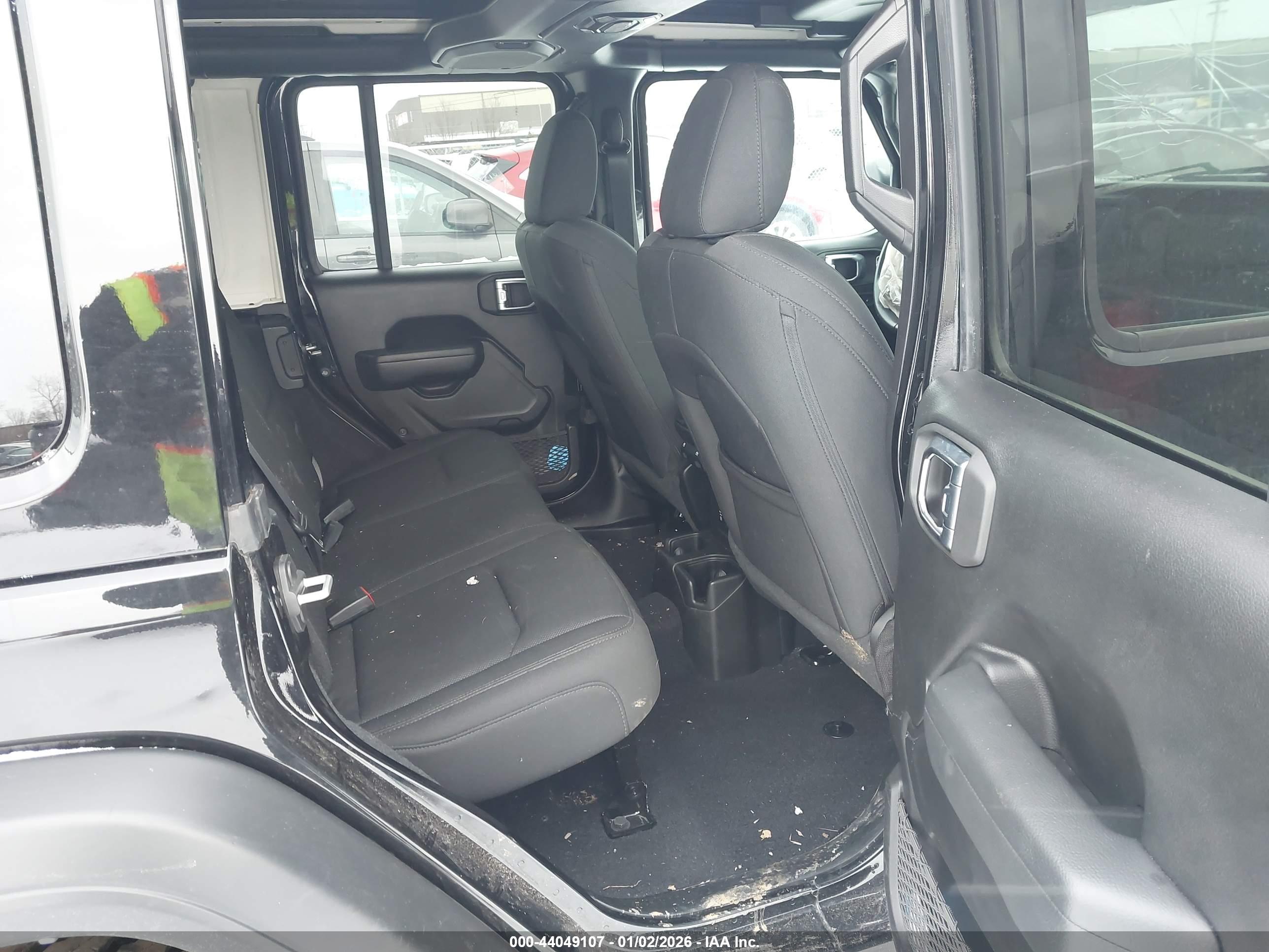 JEEP WRANGLER image 8