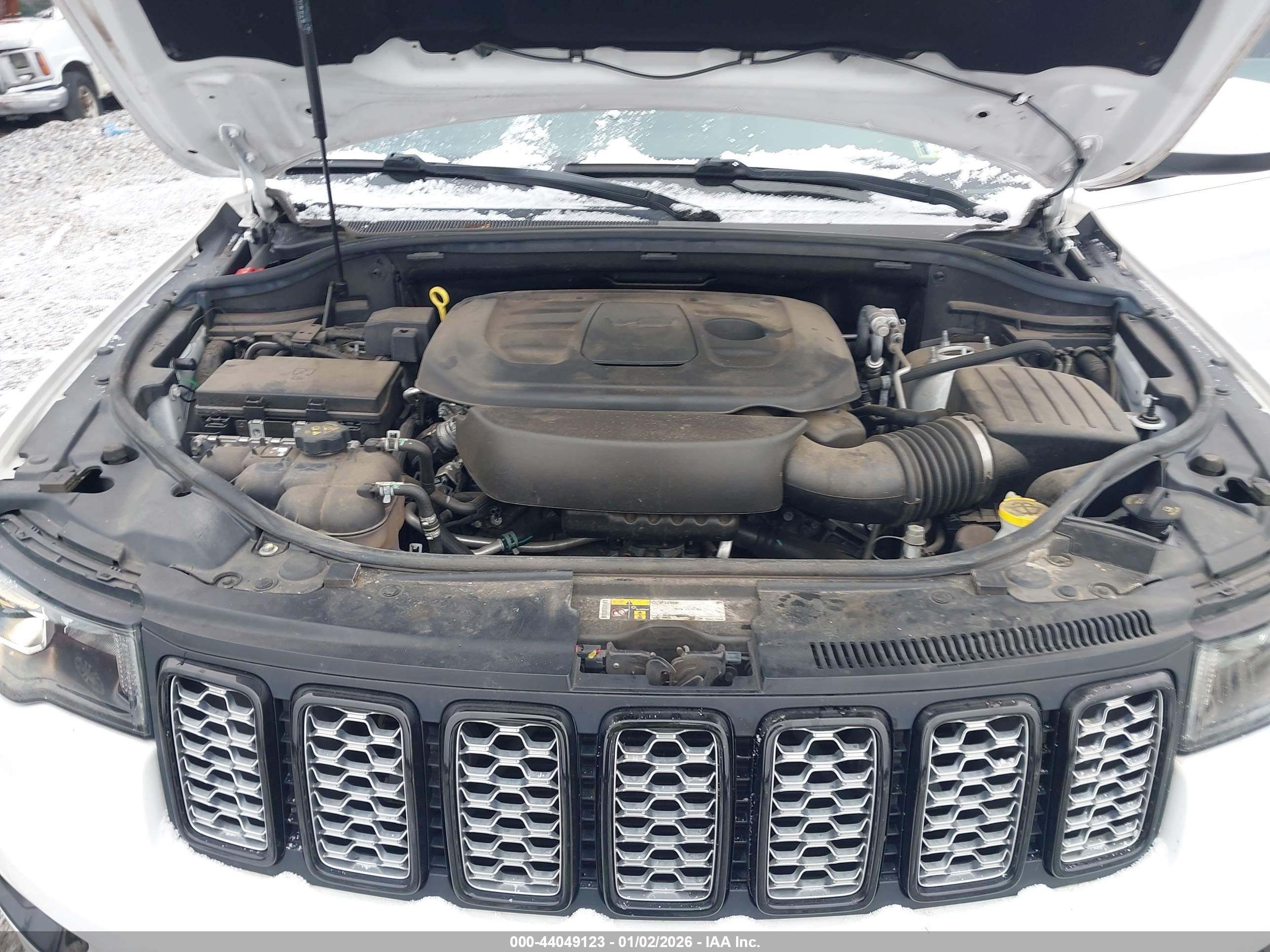 JEEP GRAND image 10