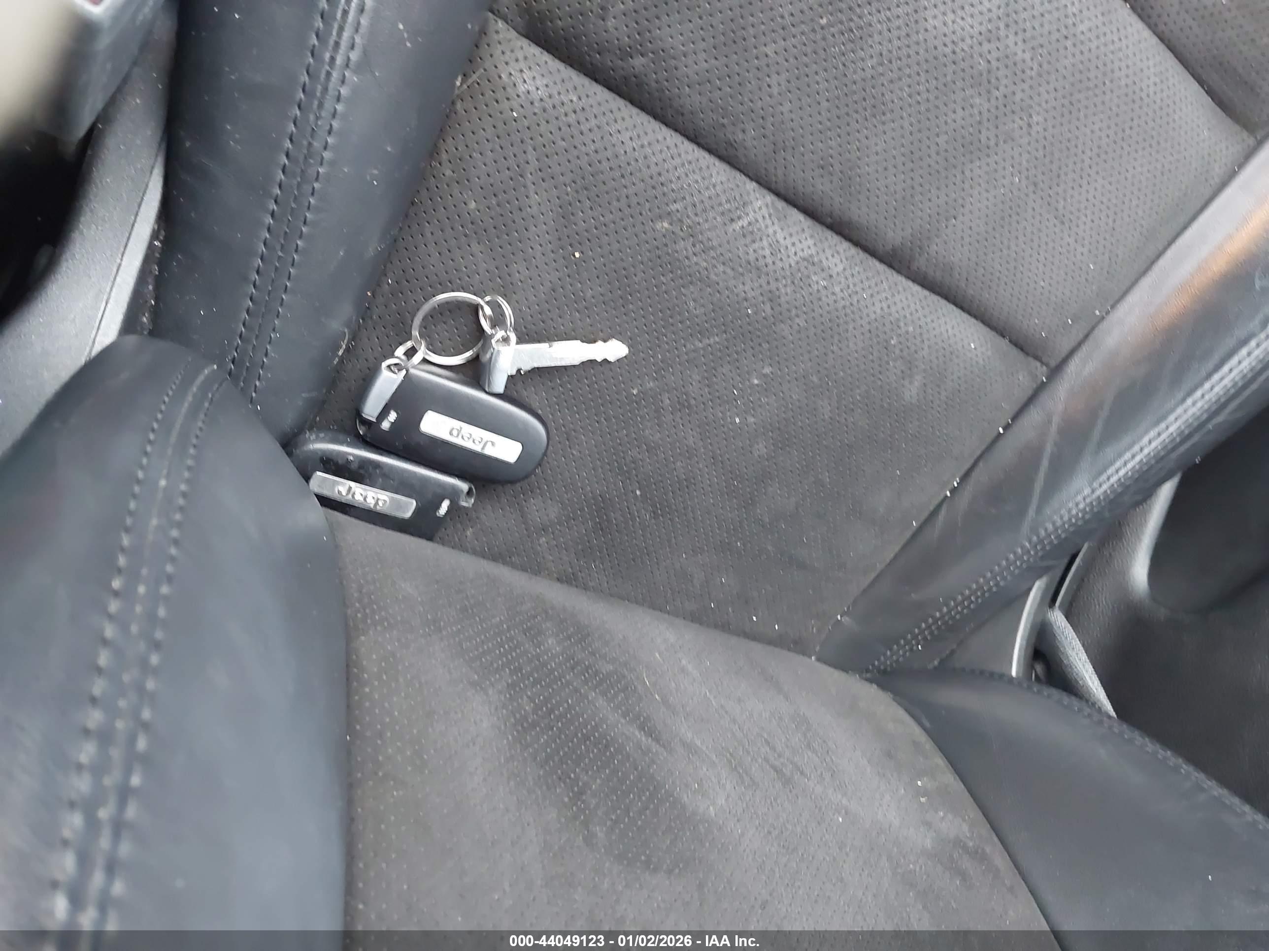 JEEP GRAND image 11