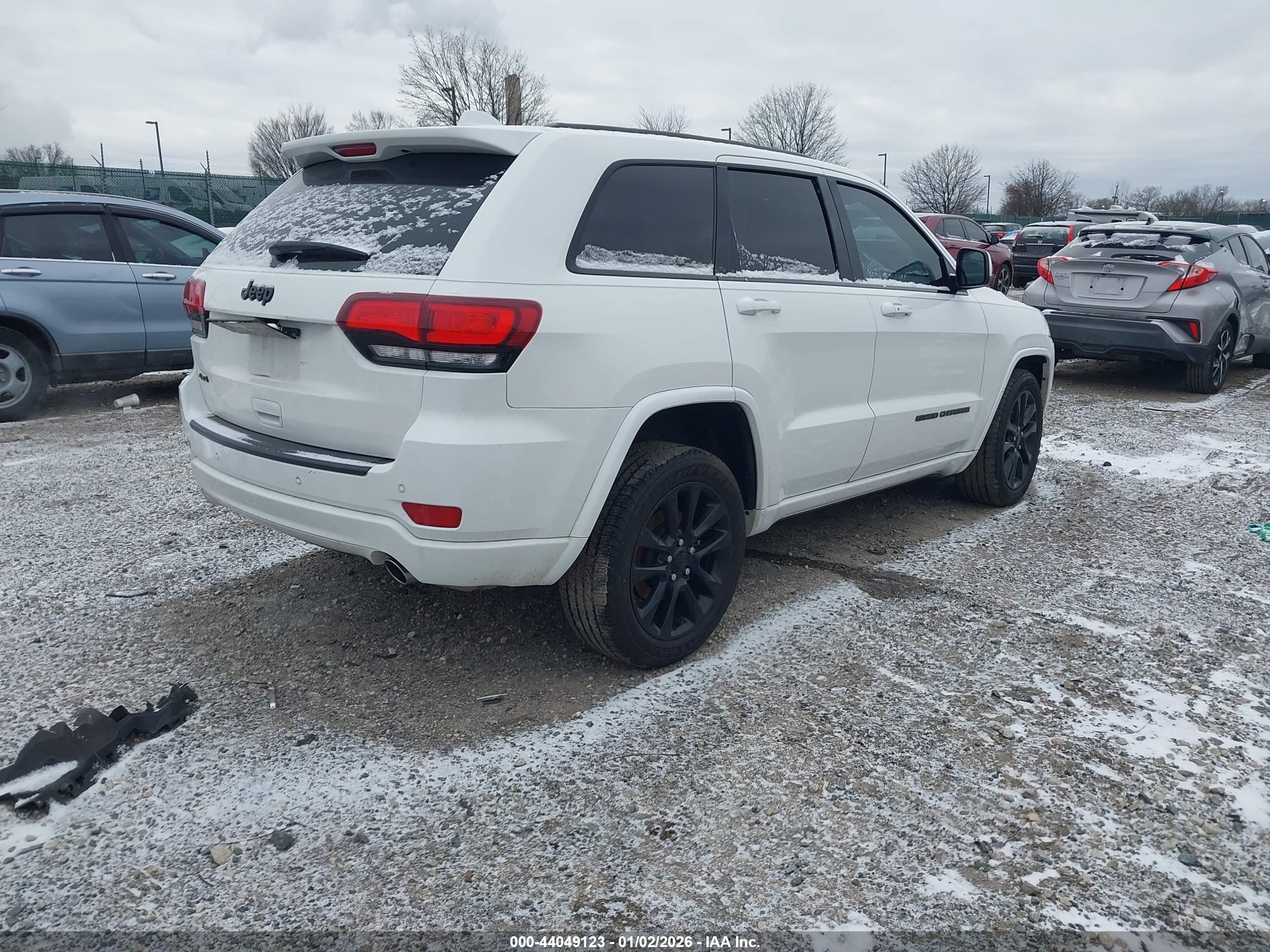 JEEP GRAND image 4