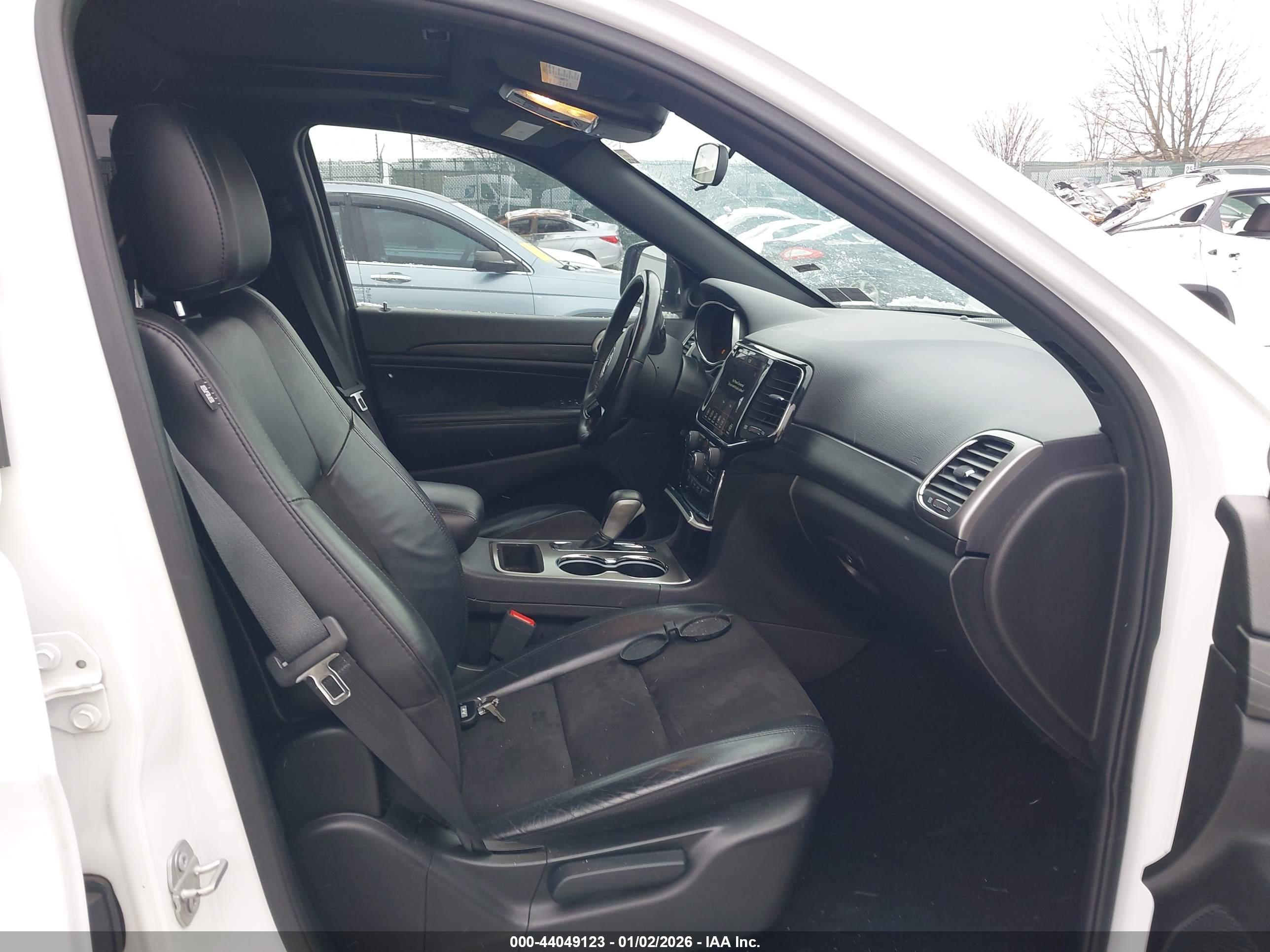 JEEP GRAND image 5