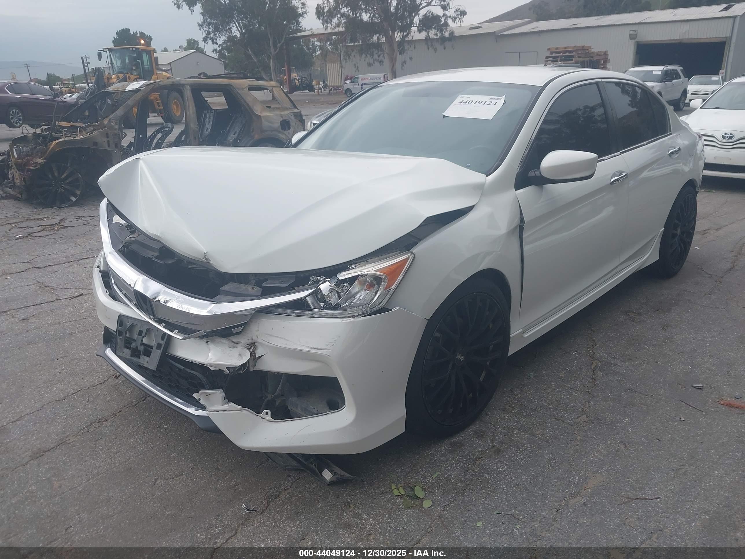 HONDA ACCORD image 2