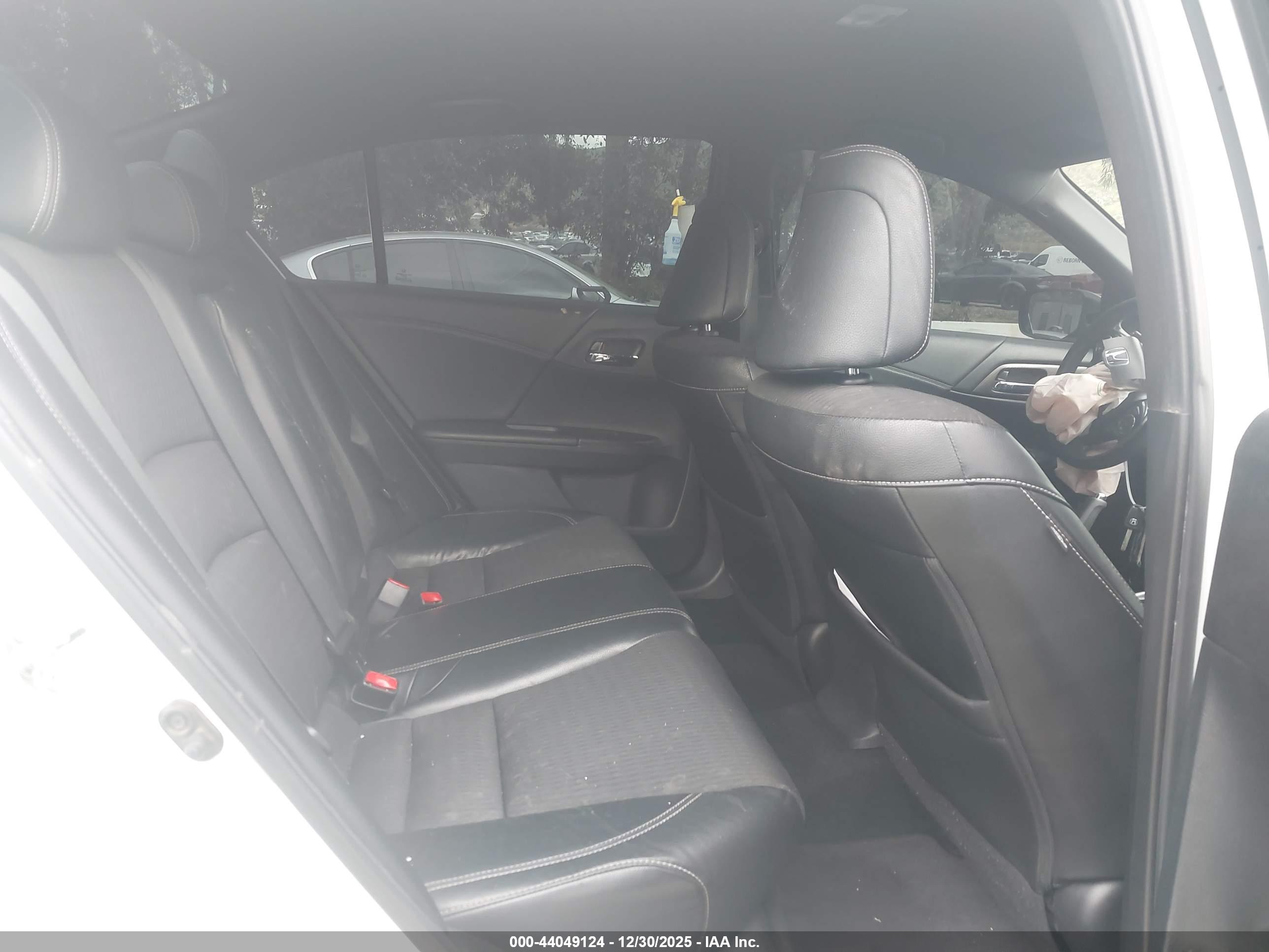HONDA ACCORD image 8
