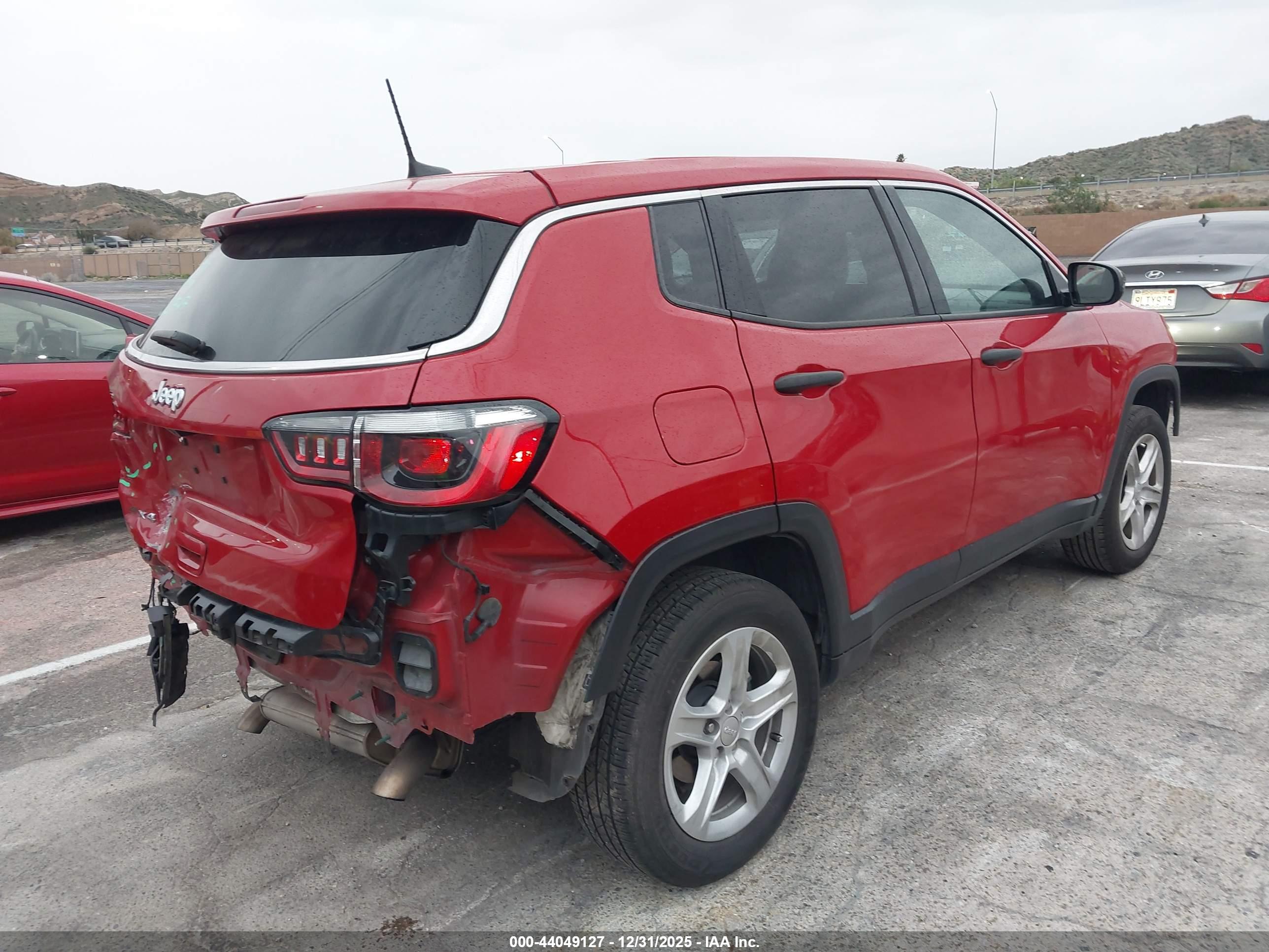 JEEP COMPASS image 4