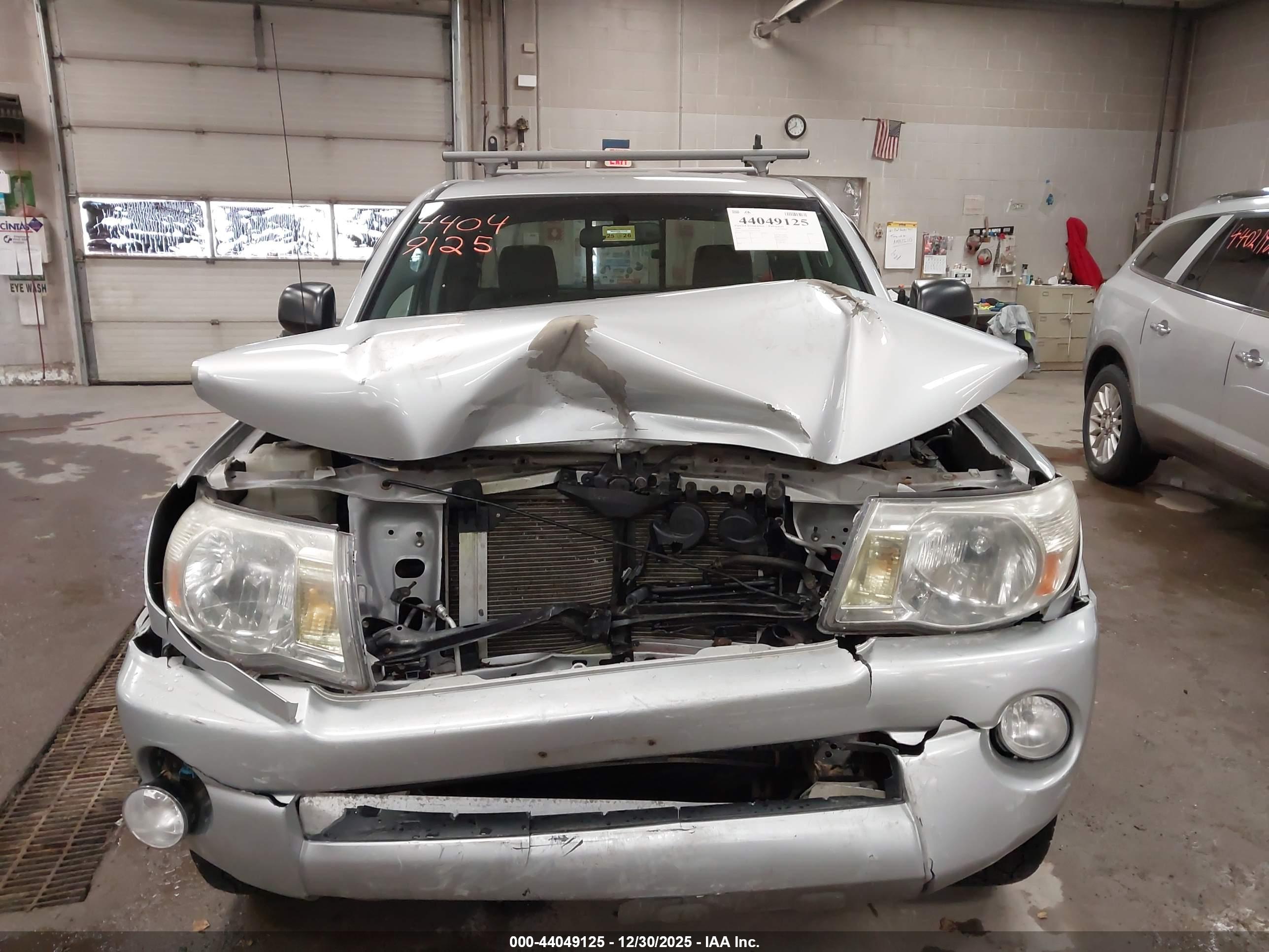 TOYOTA TACOMA image 6
