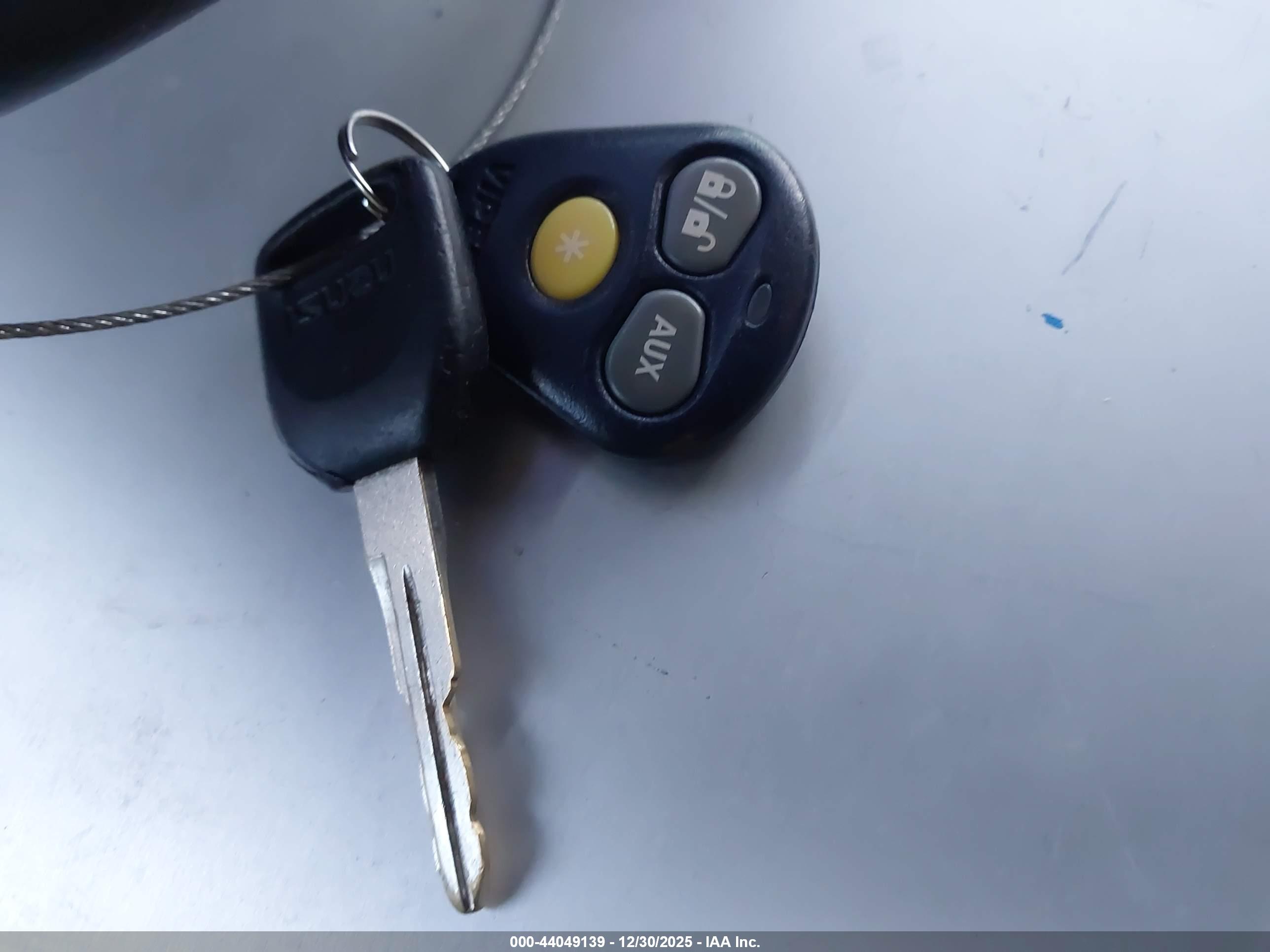 ISUZU RODEO image 11