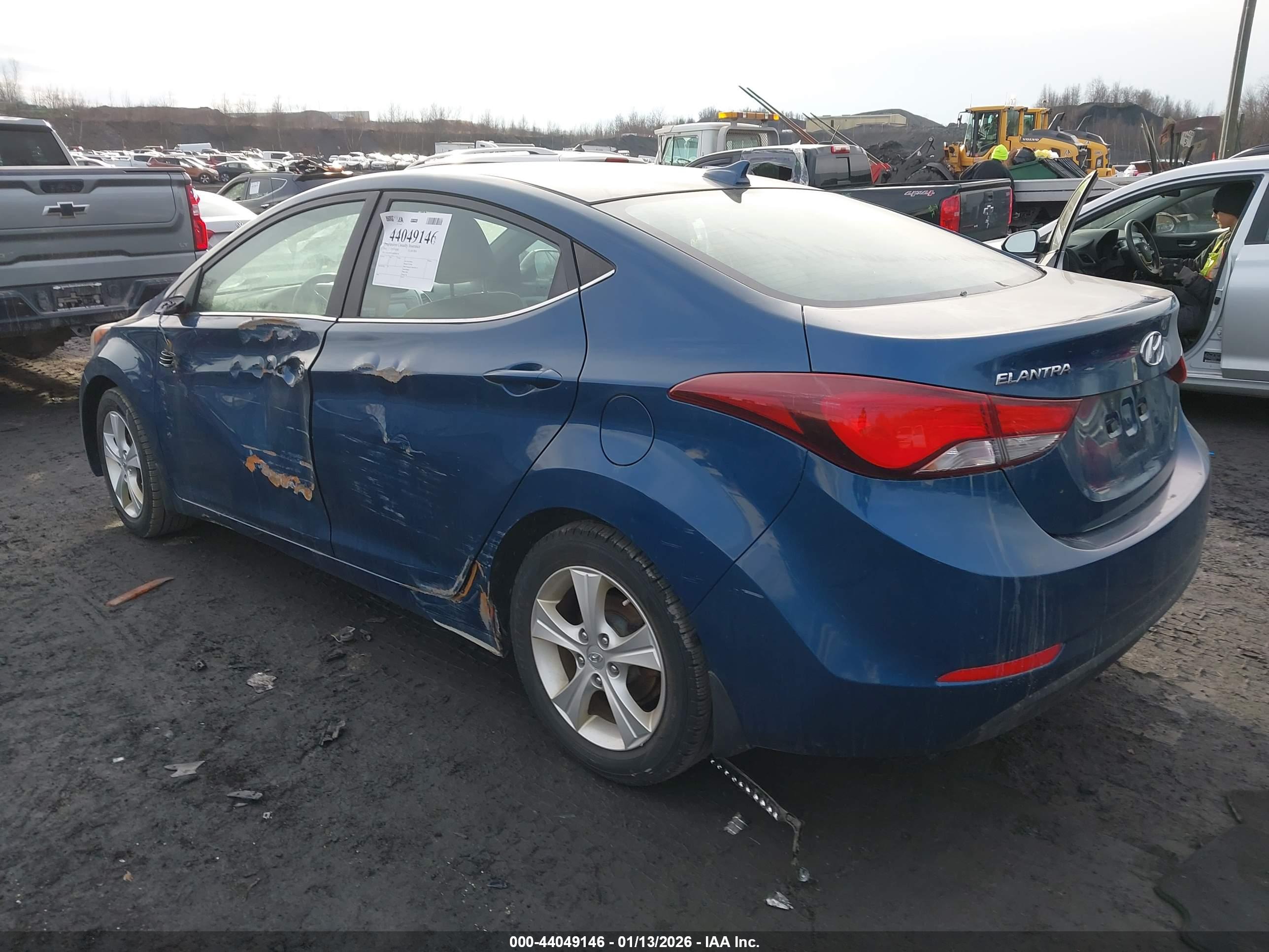 HYUNDAI ELANTRA image 3