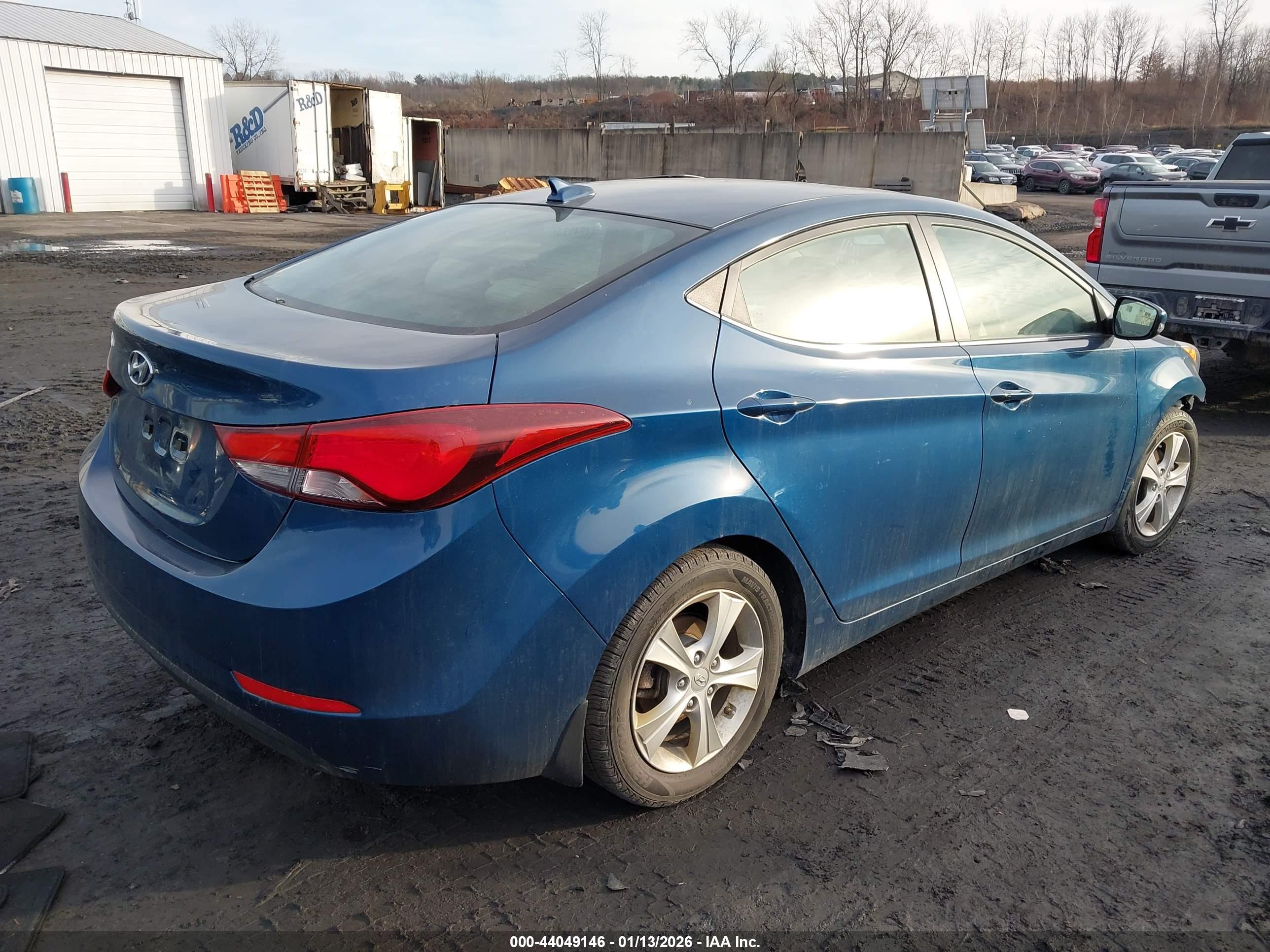 HYUNDAI ELANTRA image 4