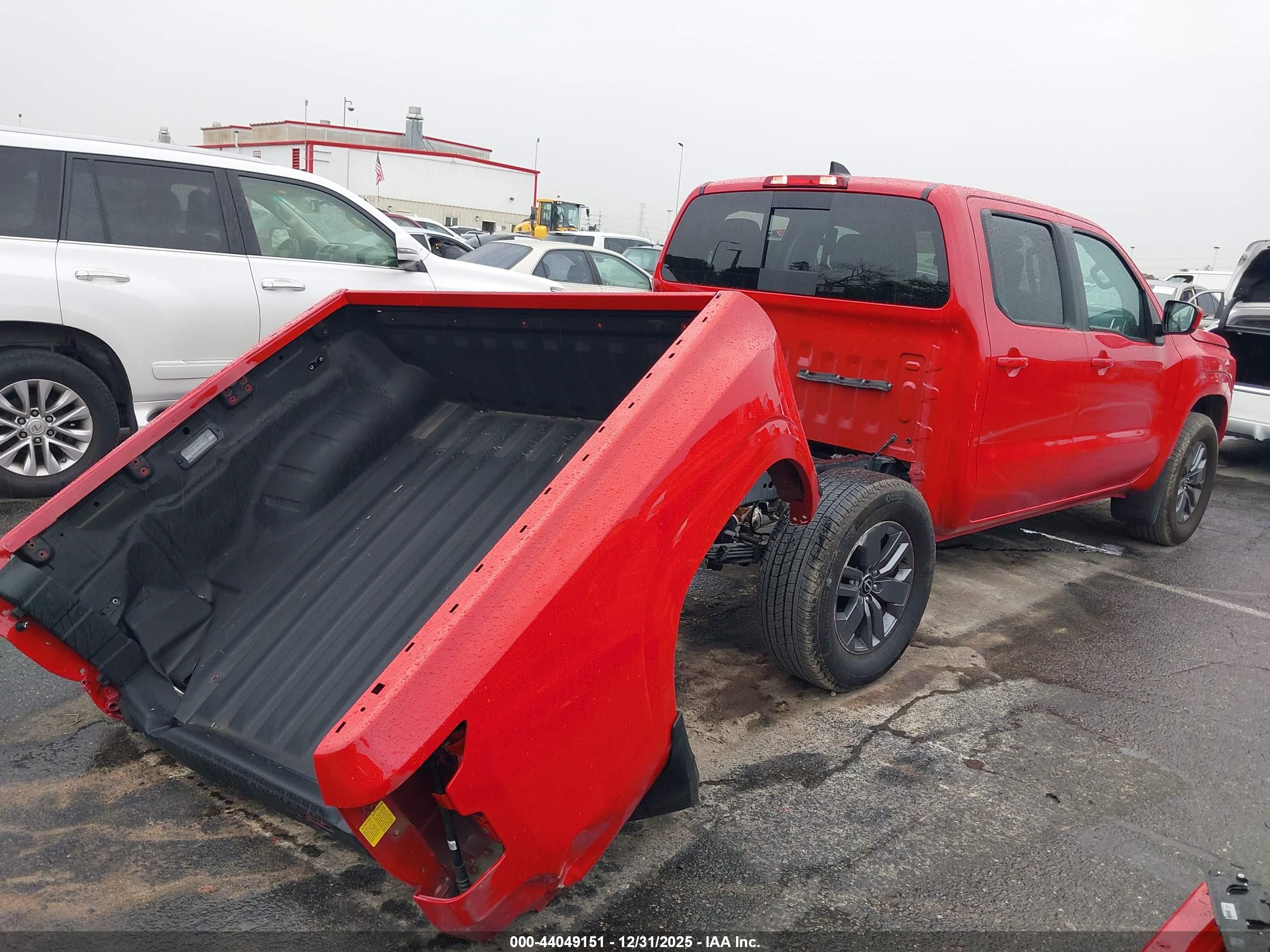 NISSAN FRONTIER image 4