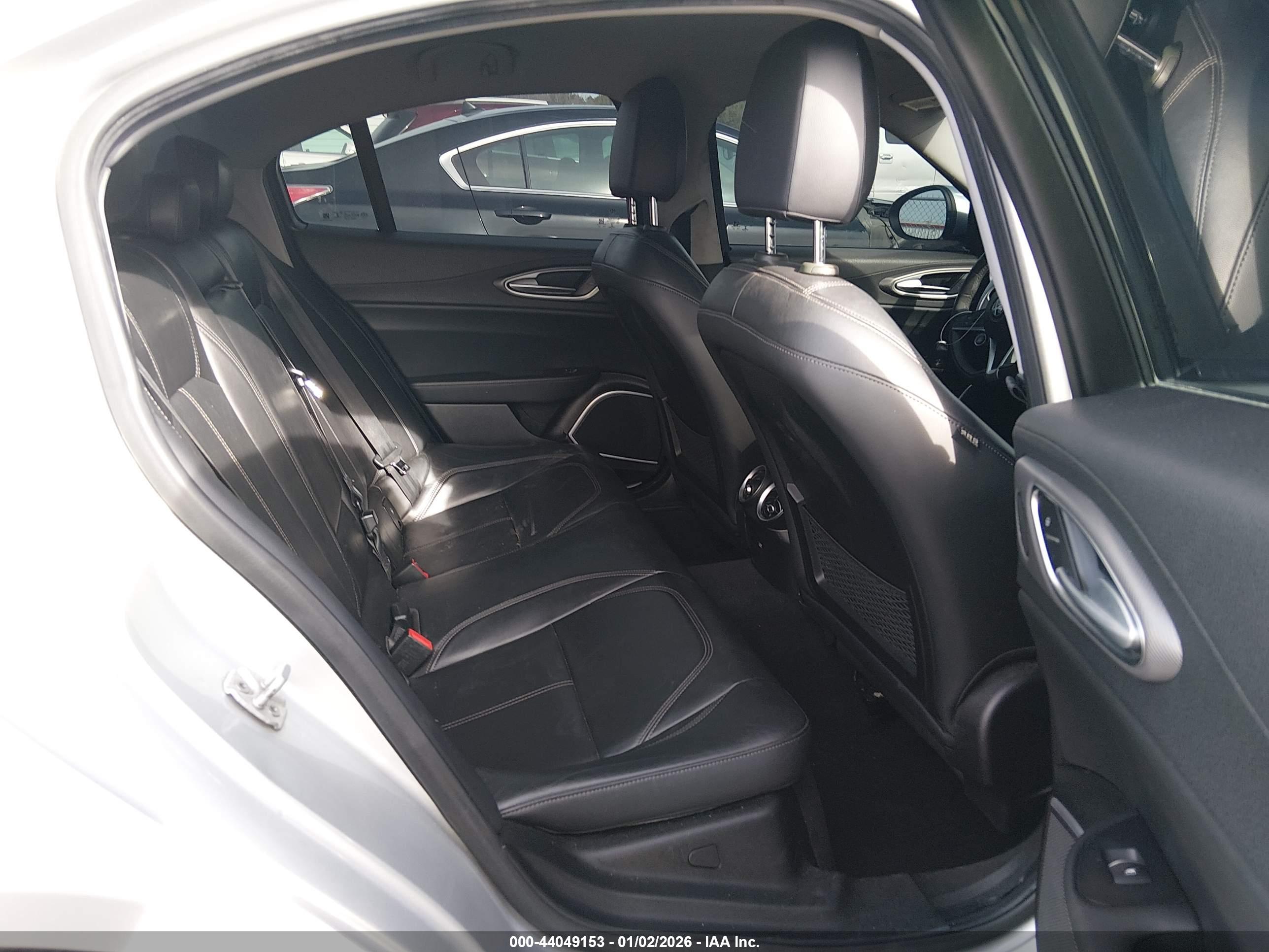 ALFA ROMEO image 8