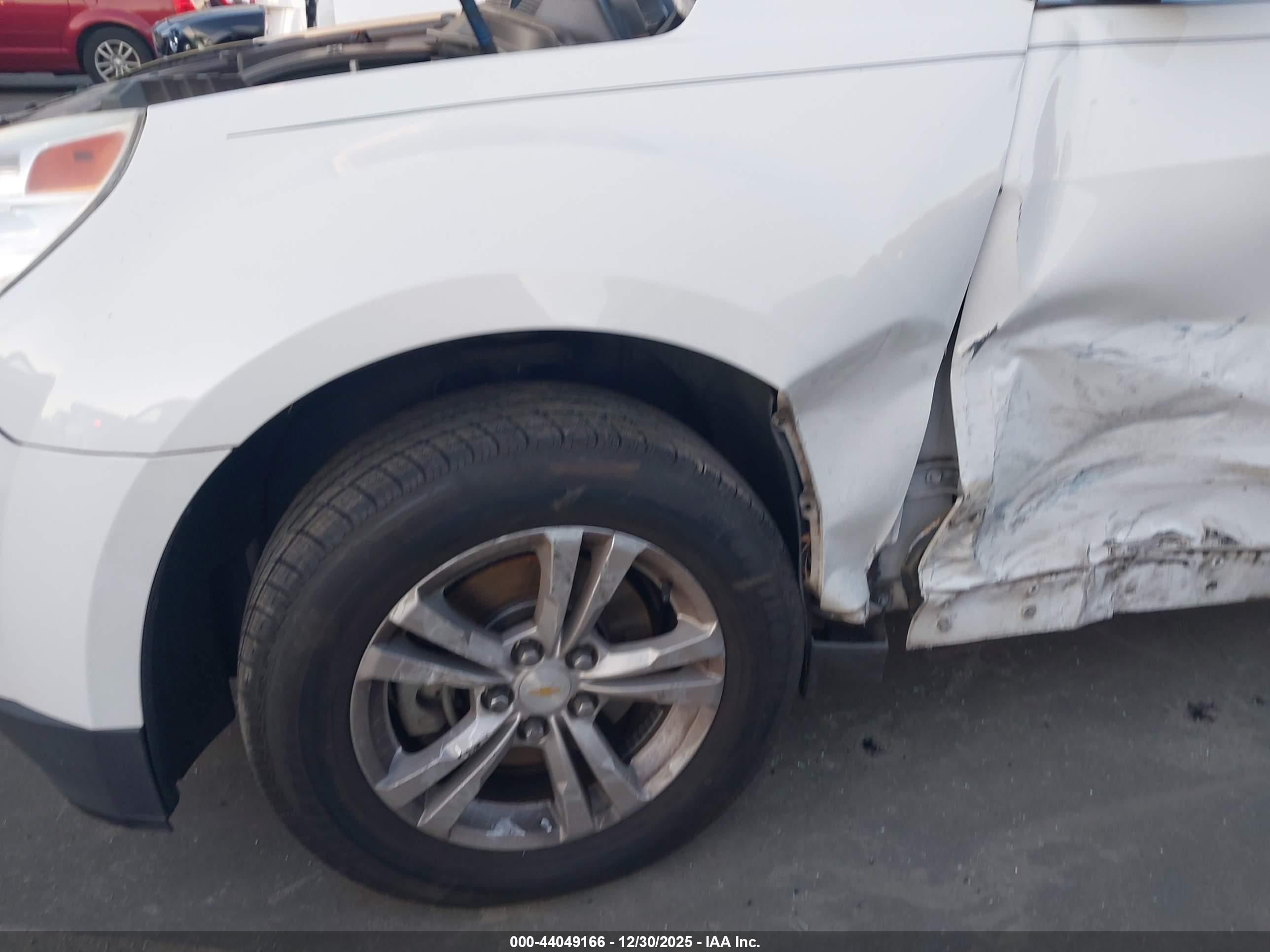 CHEVROLET EQUINOX image 6