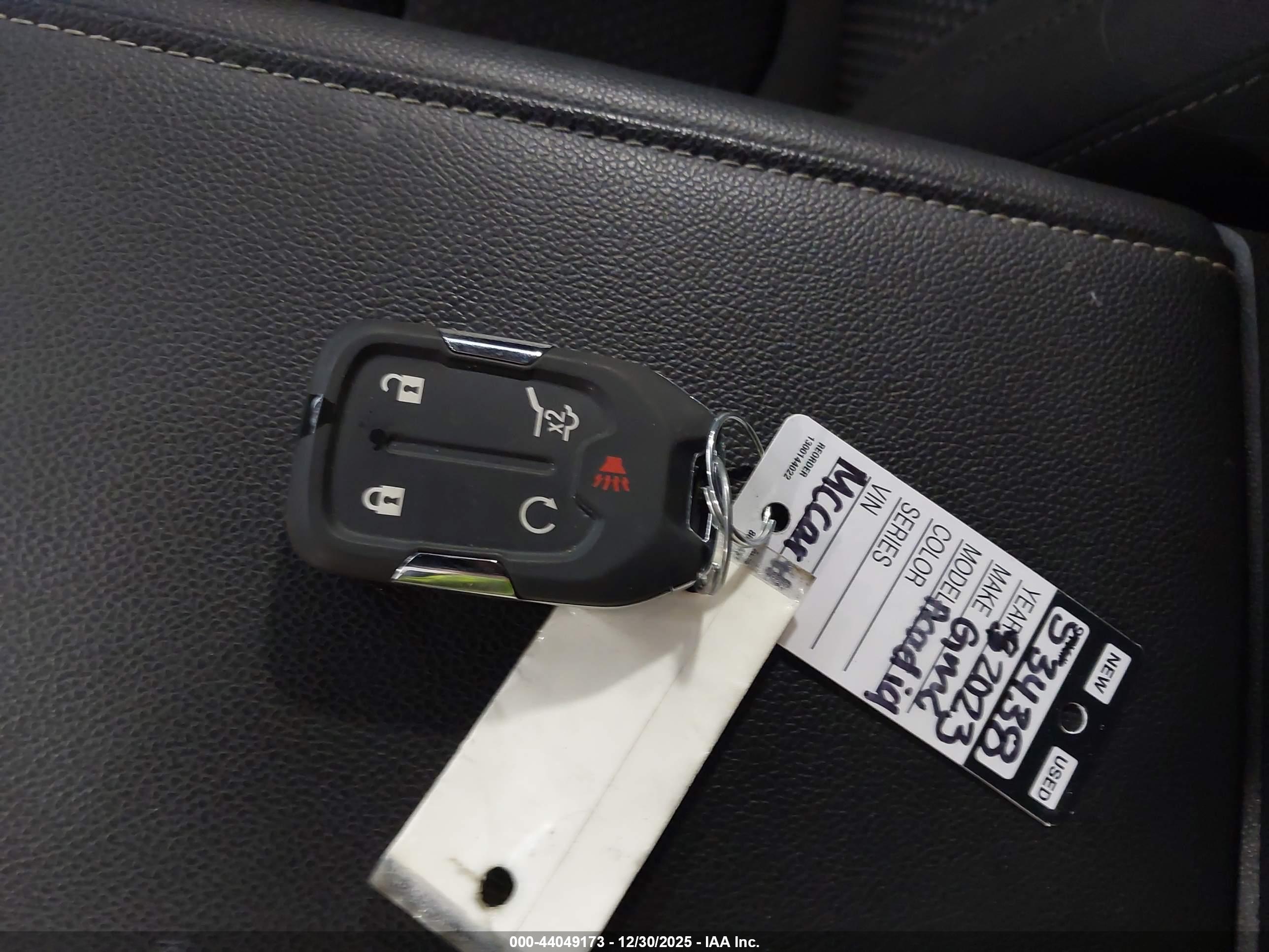 GMC ACADIA image 11