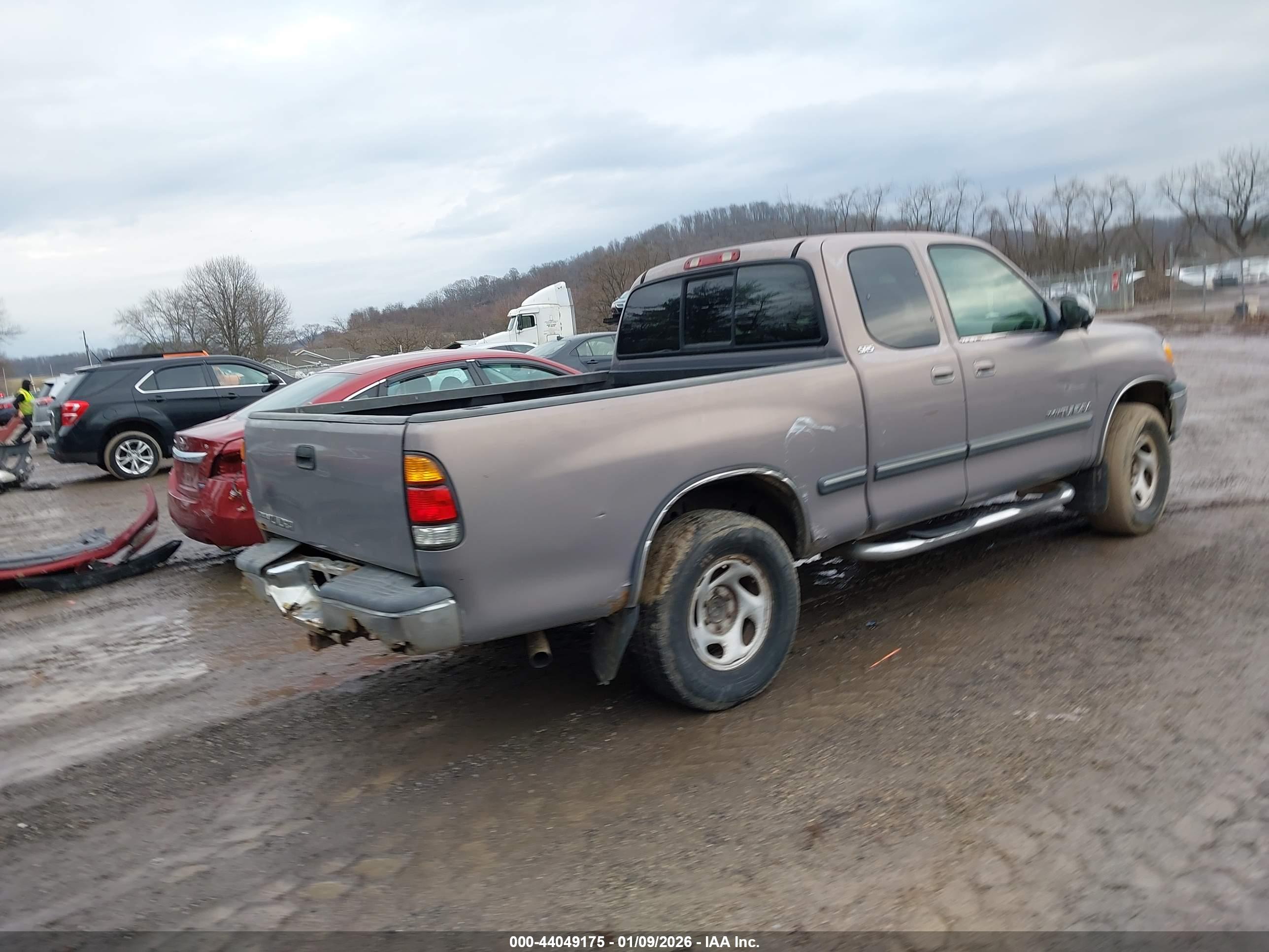 TOYOTA TUNDRA image 4