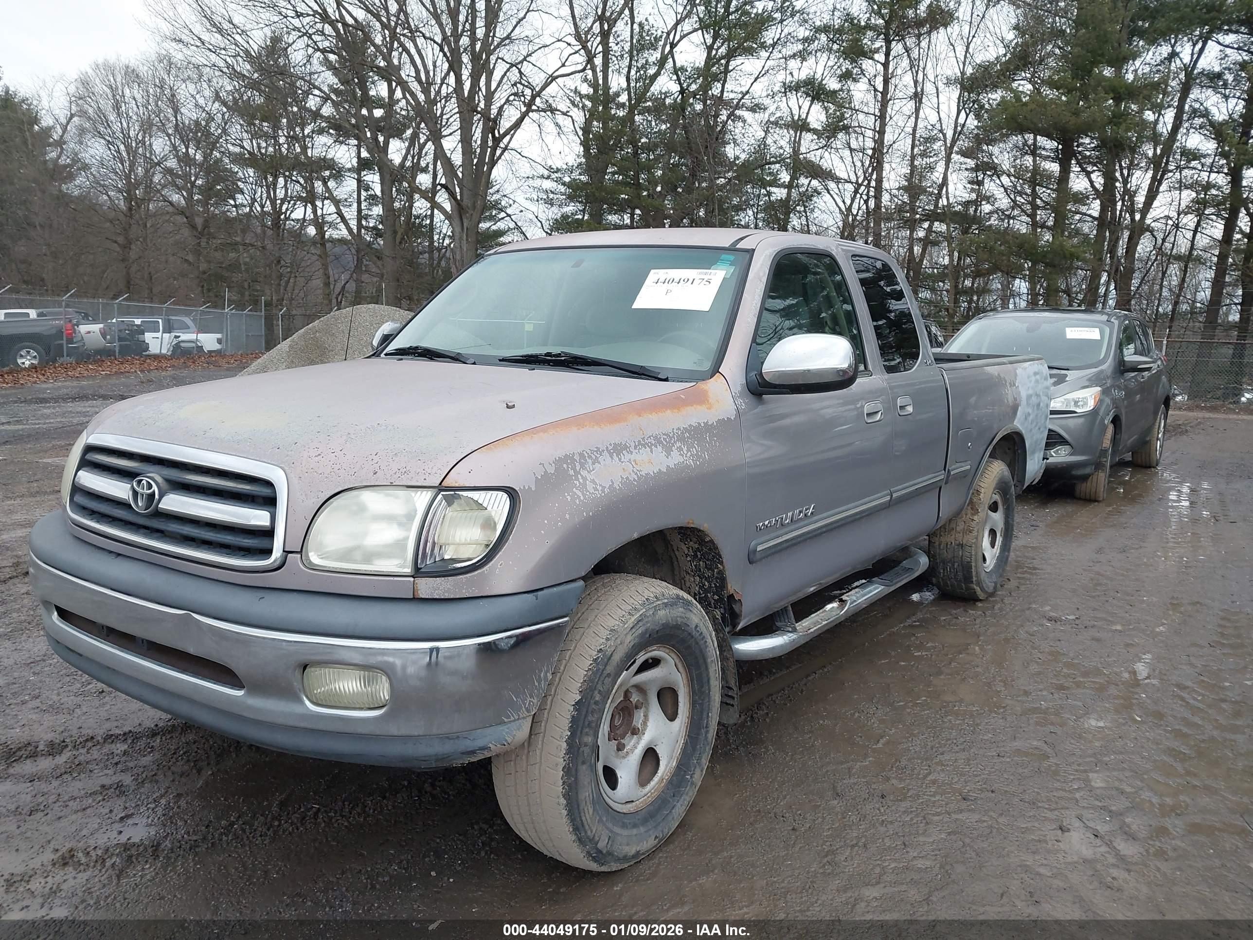 TOYOTA TUNDRA image 6