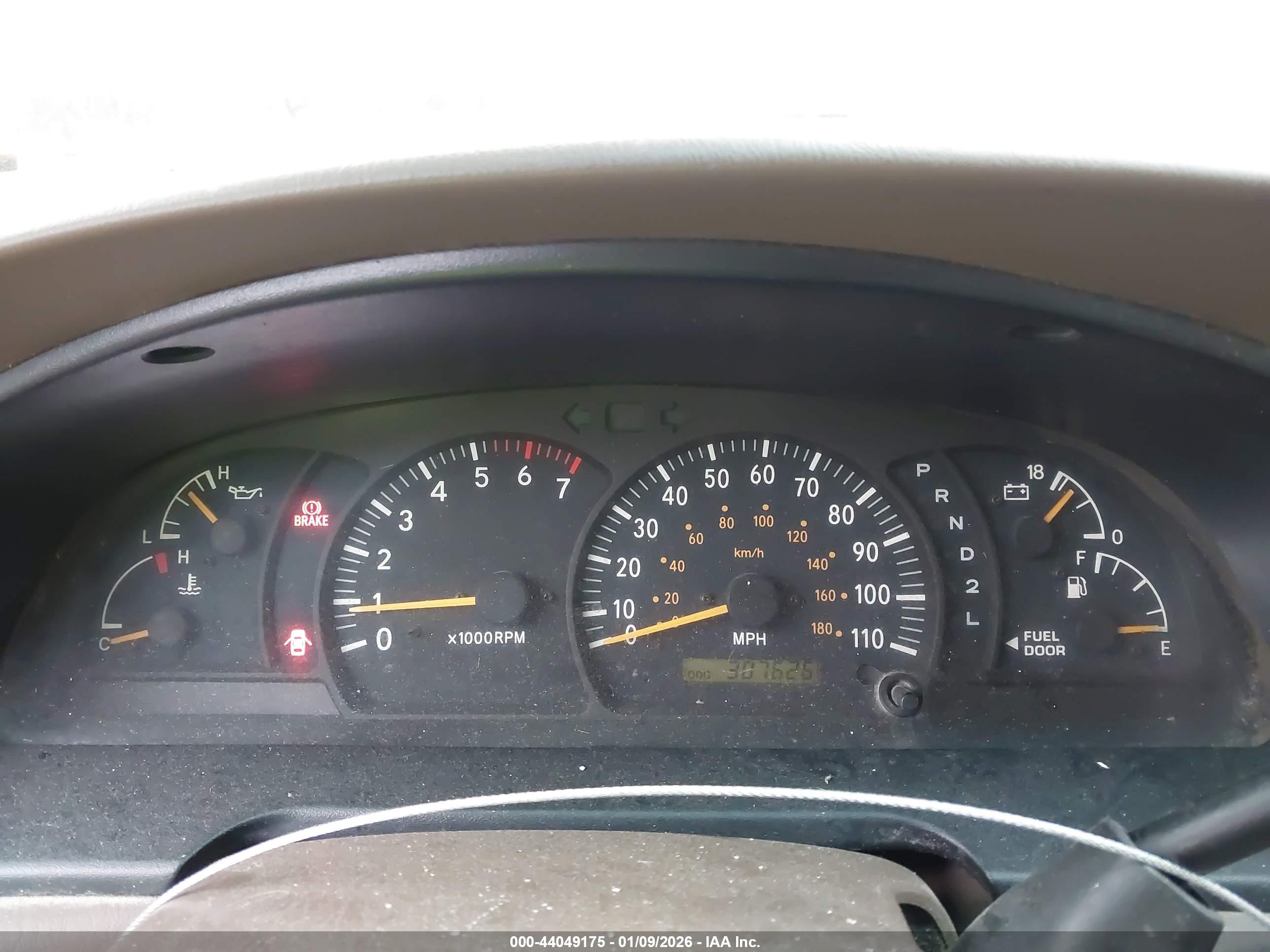 TOYOTA TUNDRA image 7