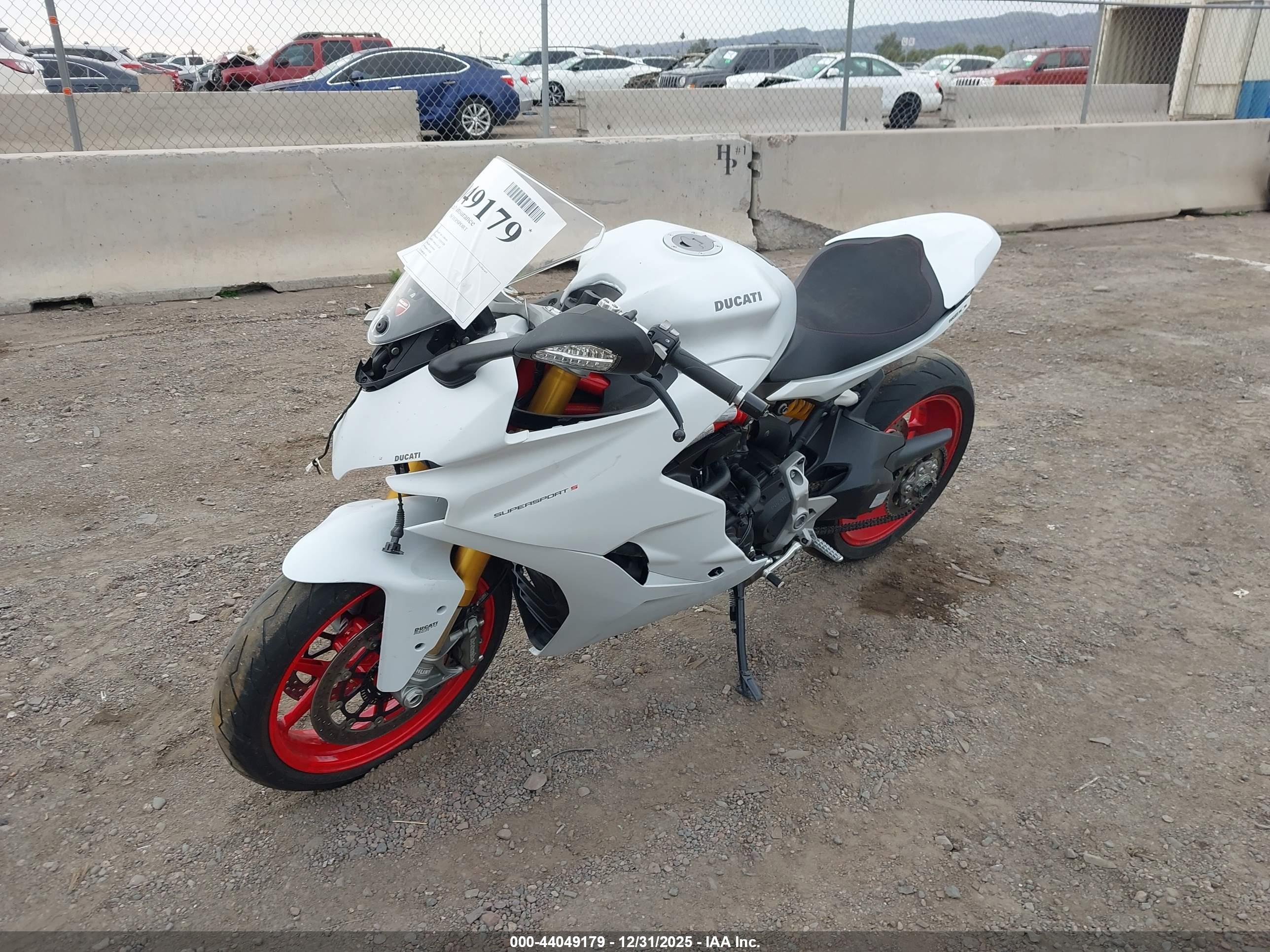 DUCATI SUPERSPORT image 2