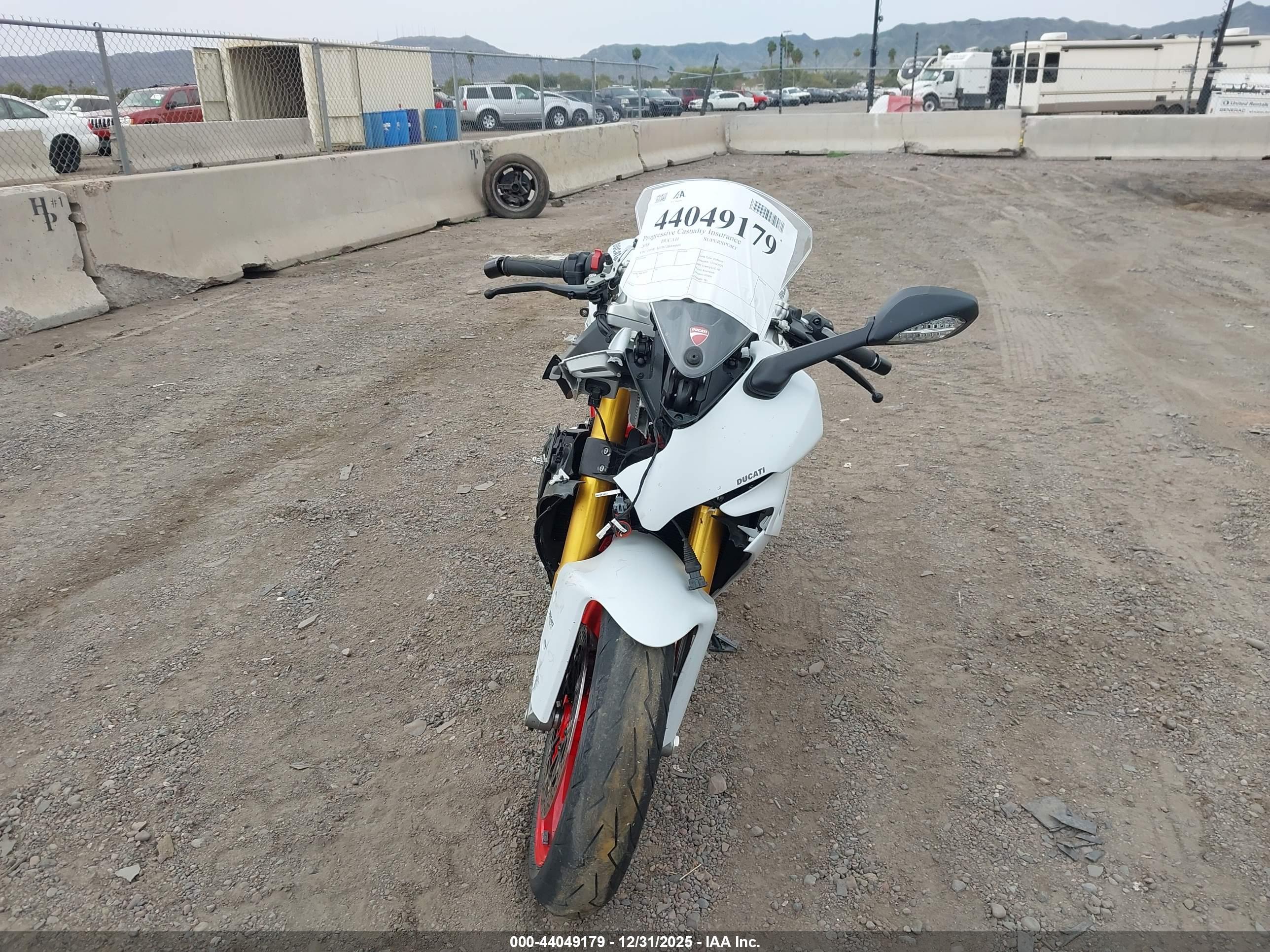 DUCATI SUPERSPORT image 5
