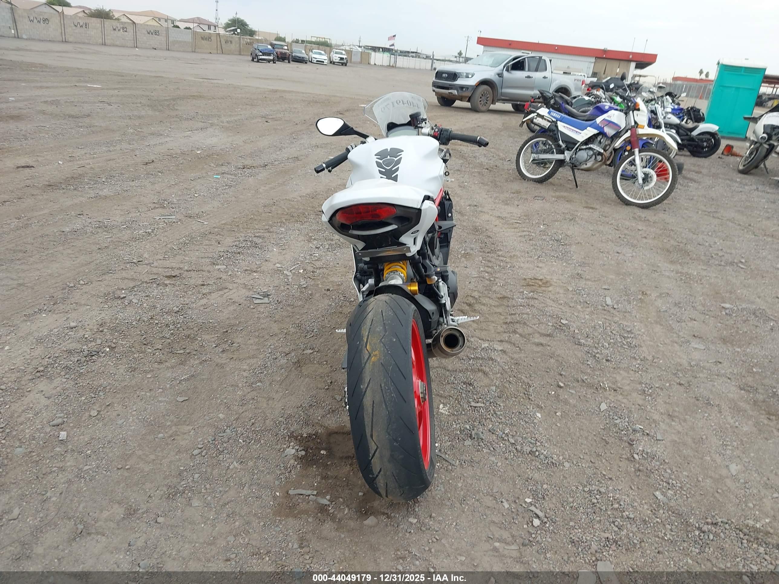 DUCATI SUPERSPORT image 6