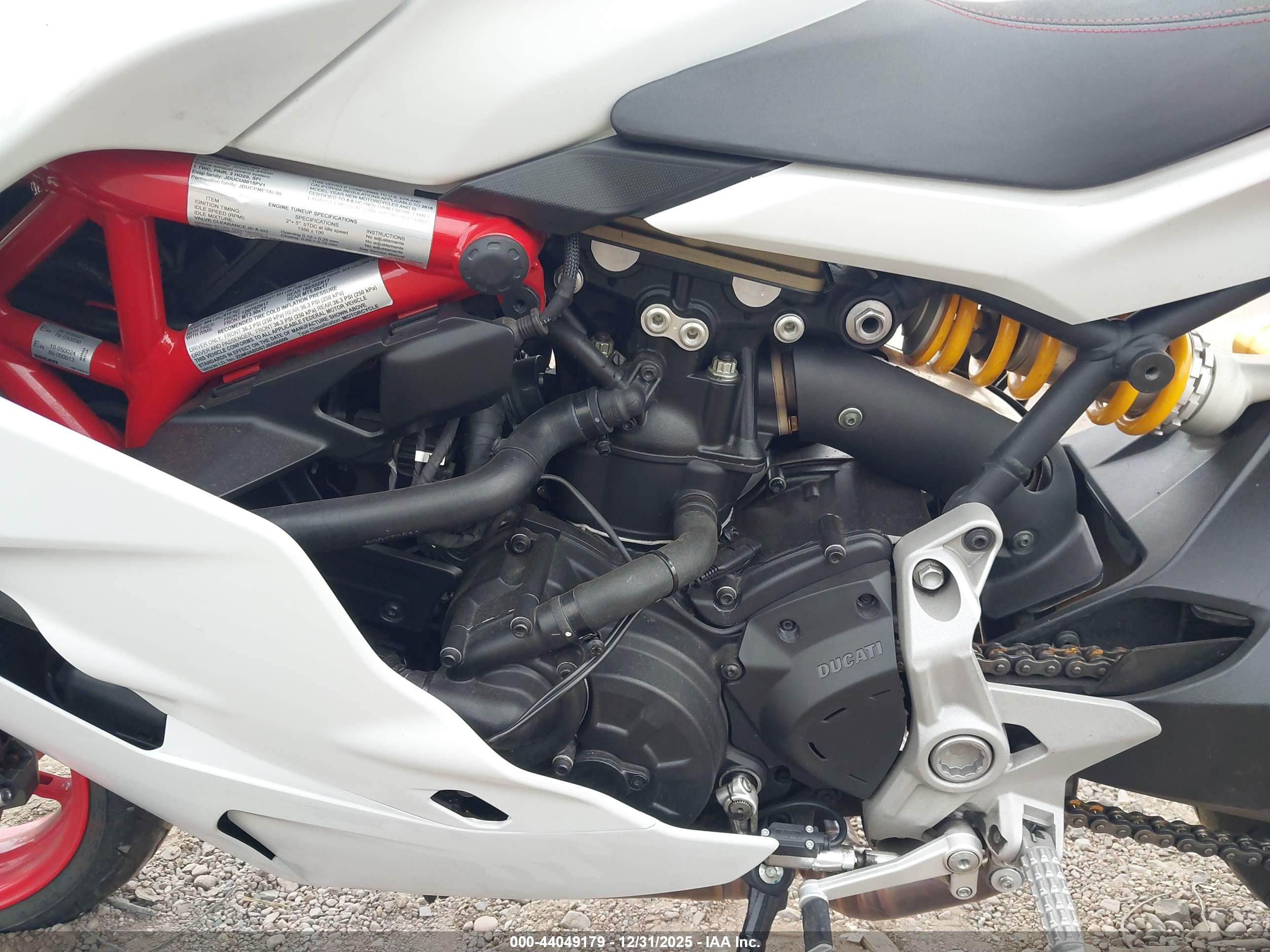 DUCATI SUPERSPORT image 9