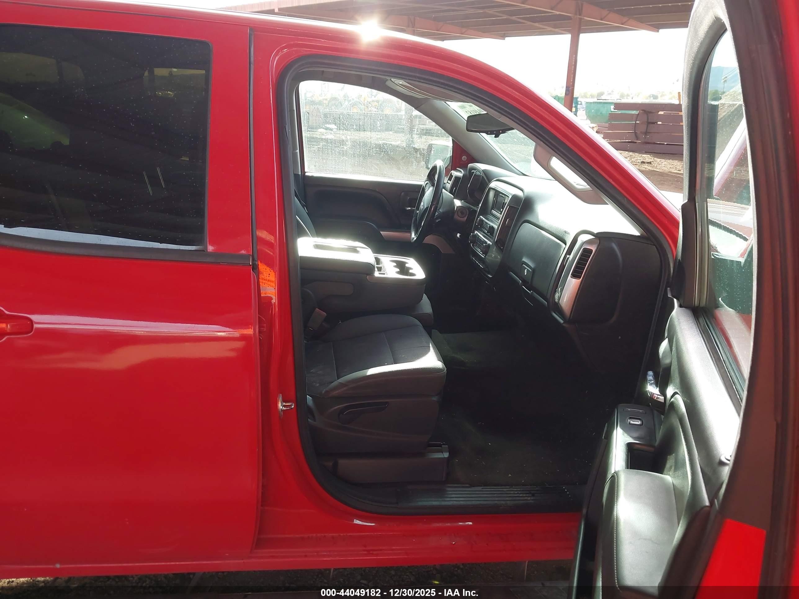 CHEVROLET SILVERADO image 5
