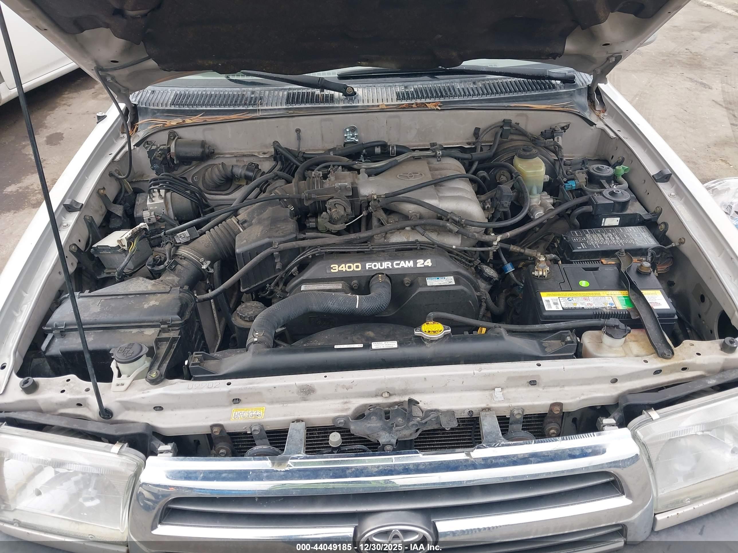 TOYOTA 4RUNNER image 10