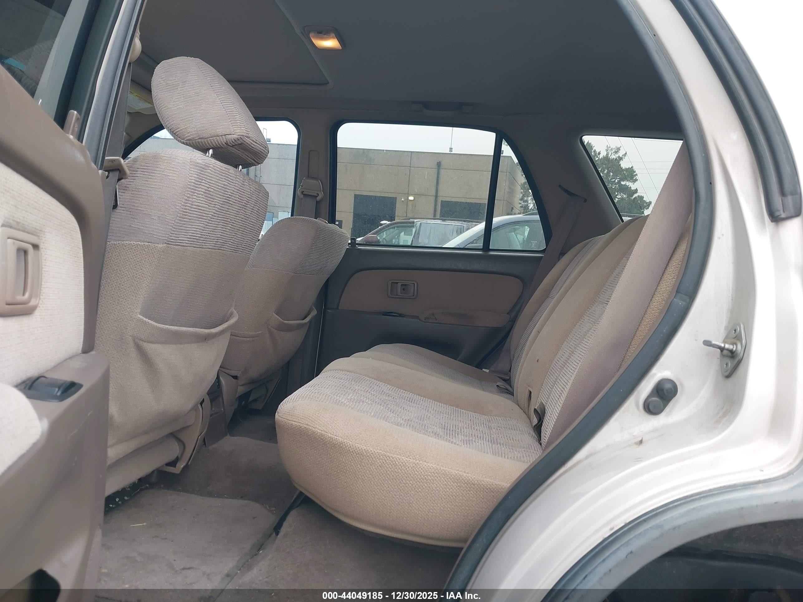 TOYOTA 4RUNNER image 8