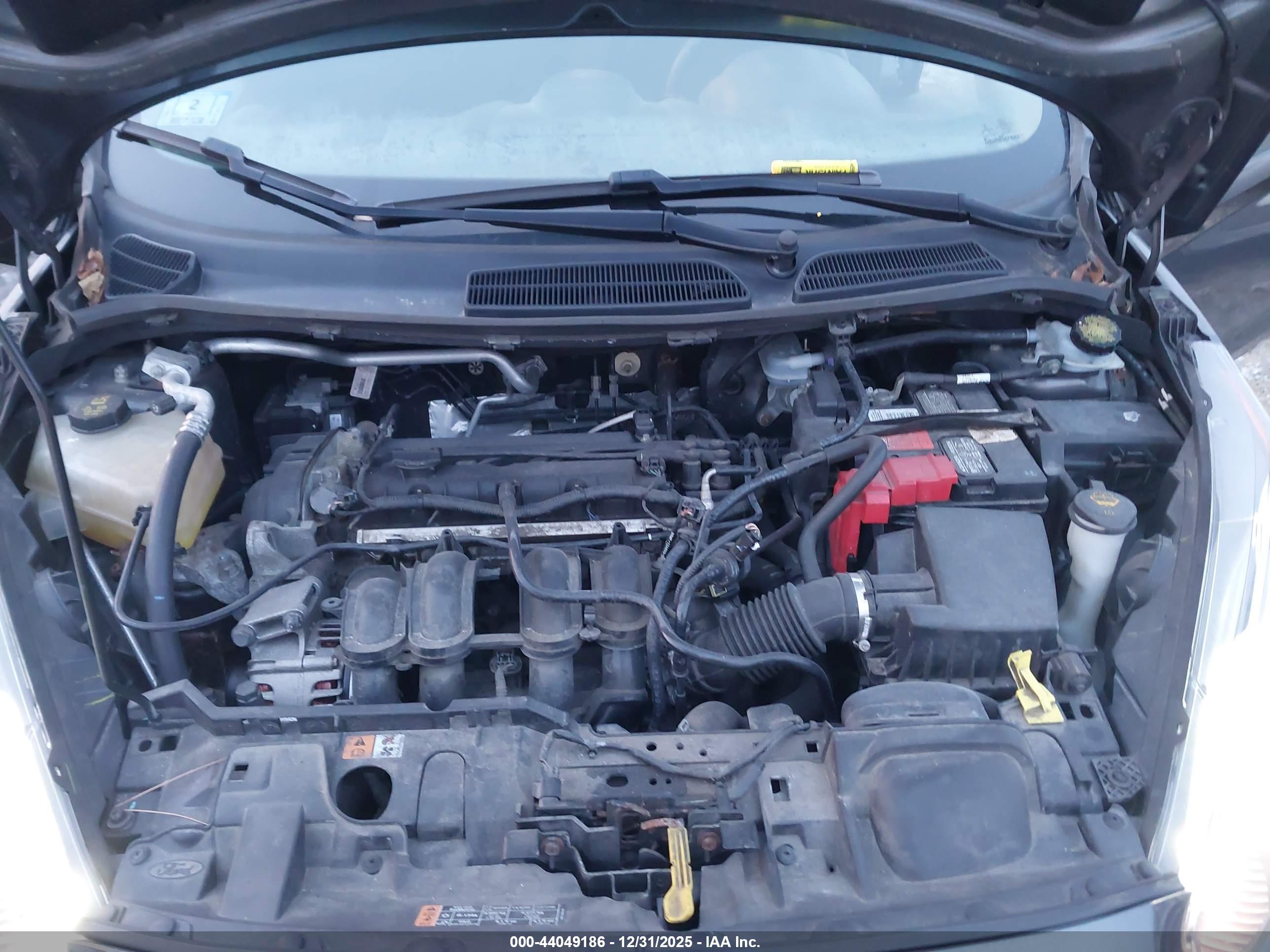 FORD FIESTA image 10