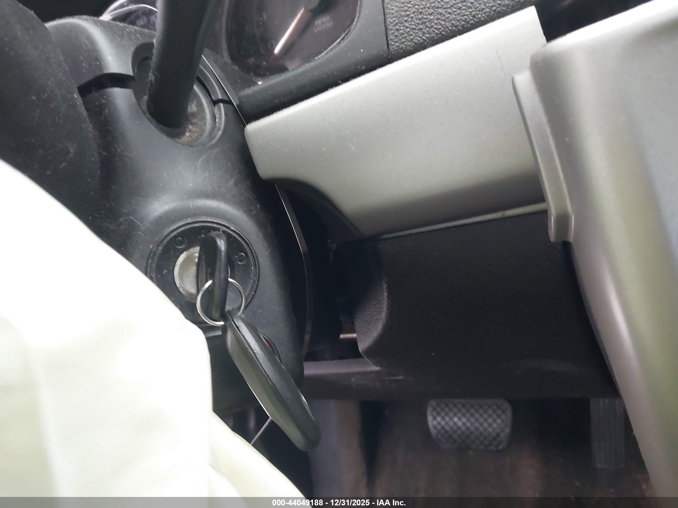 CHEVROLET COBALT image 11