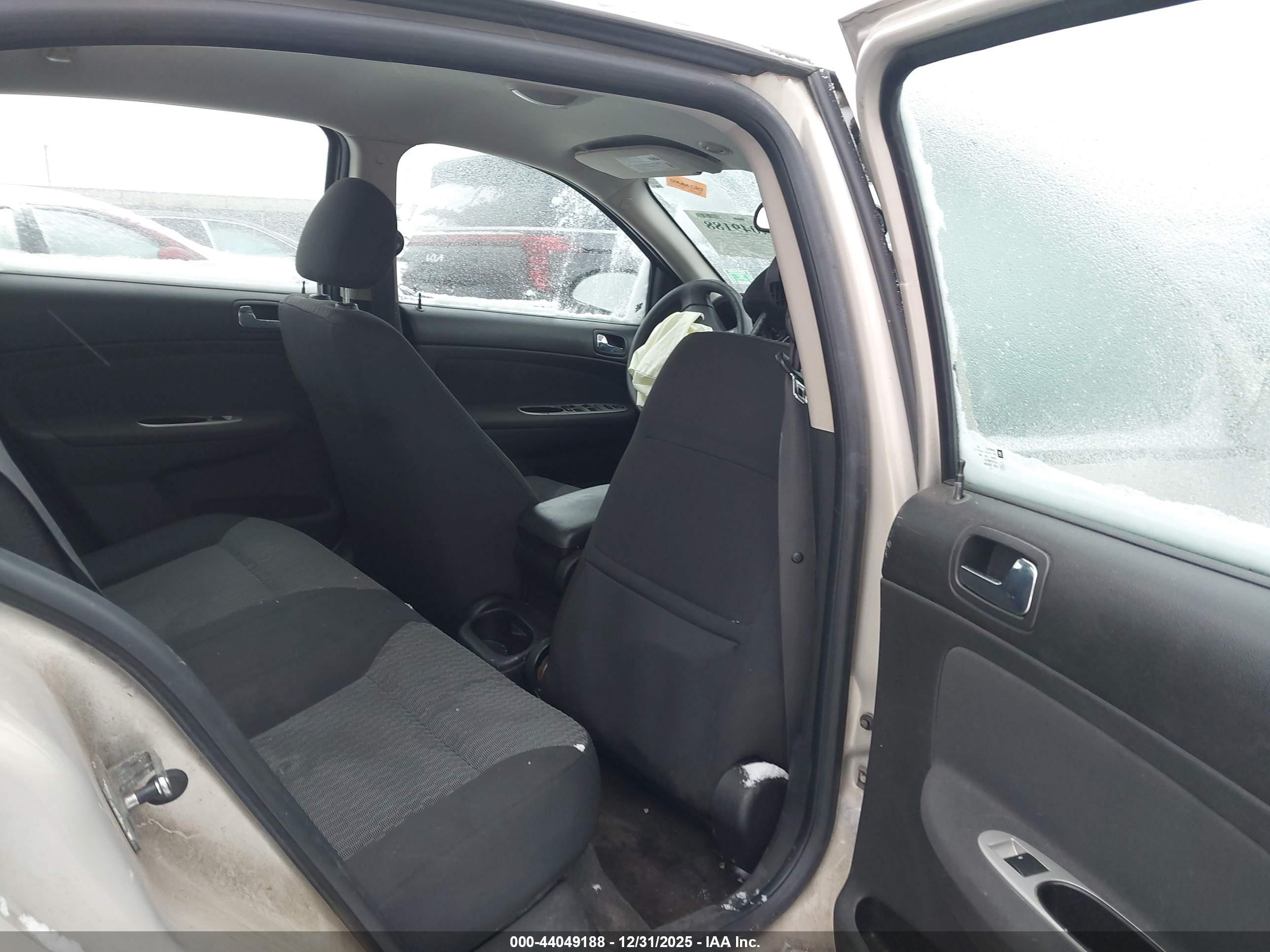 CHEVROLET COBALT image 8