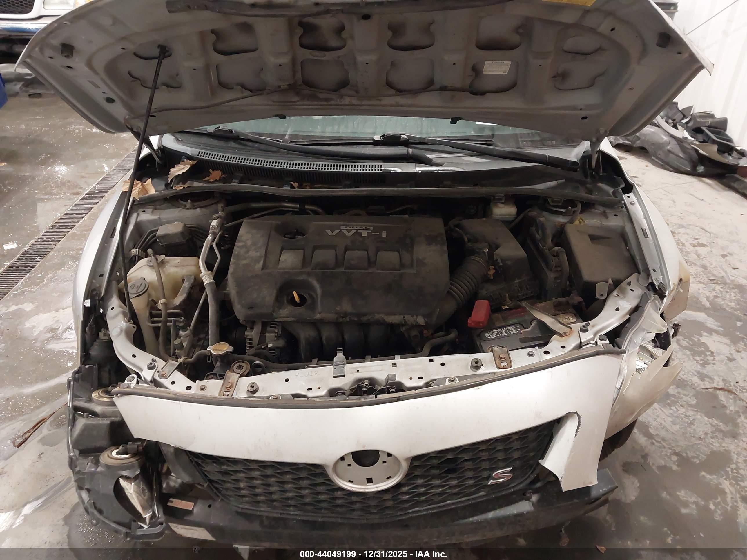 TOYOTA COROLLA image 10