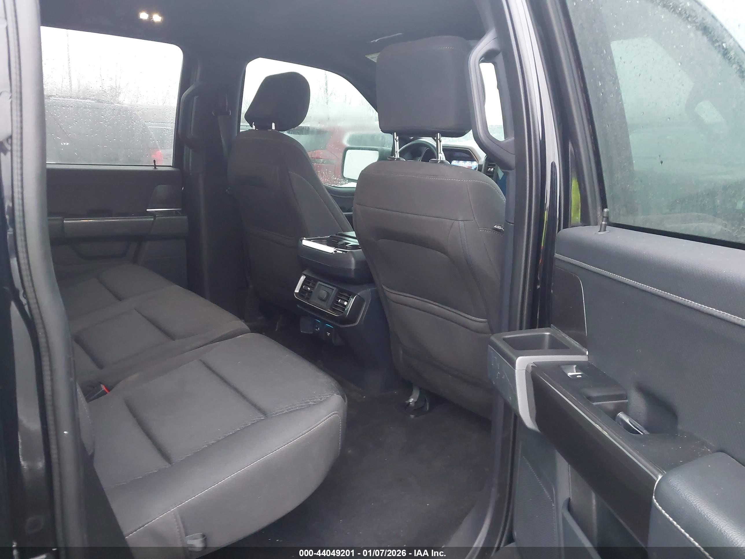 FORD F-150 image 8