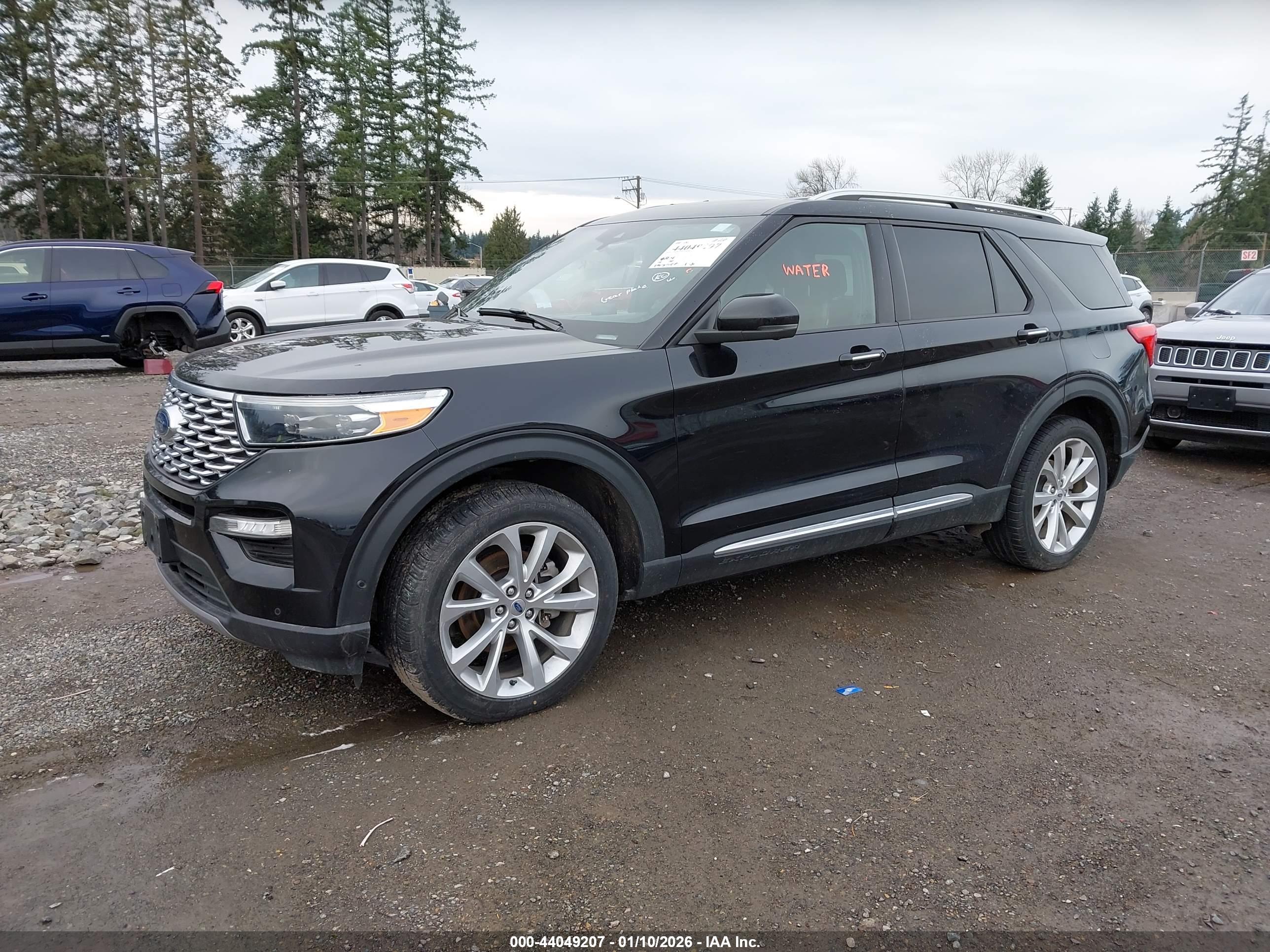 FORD EXPLORER image 2