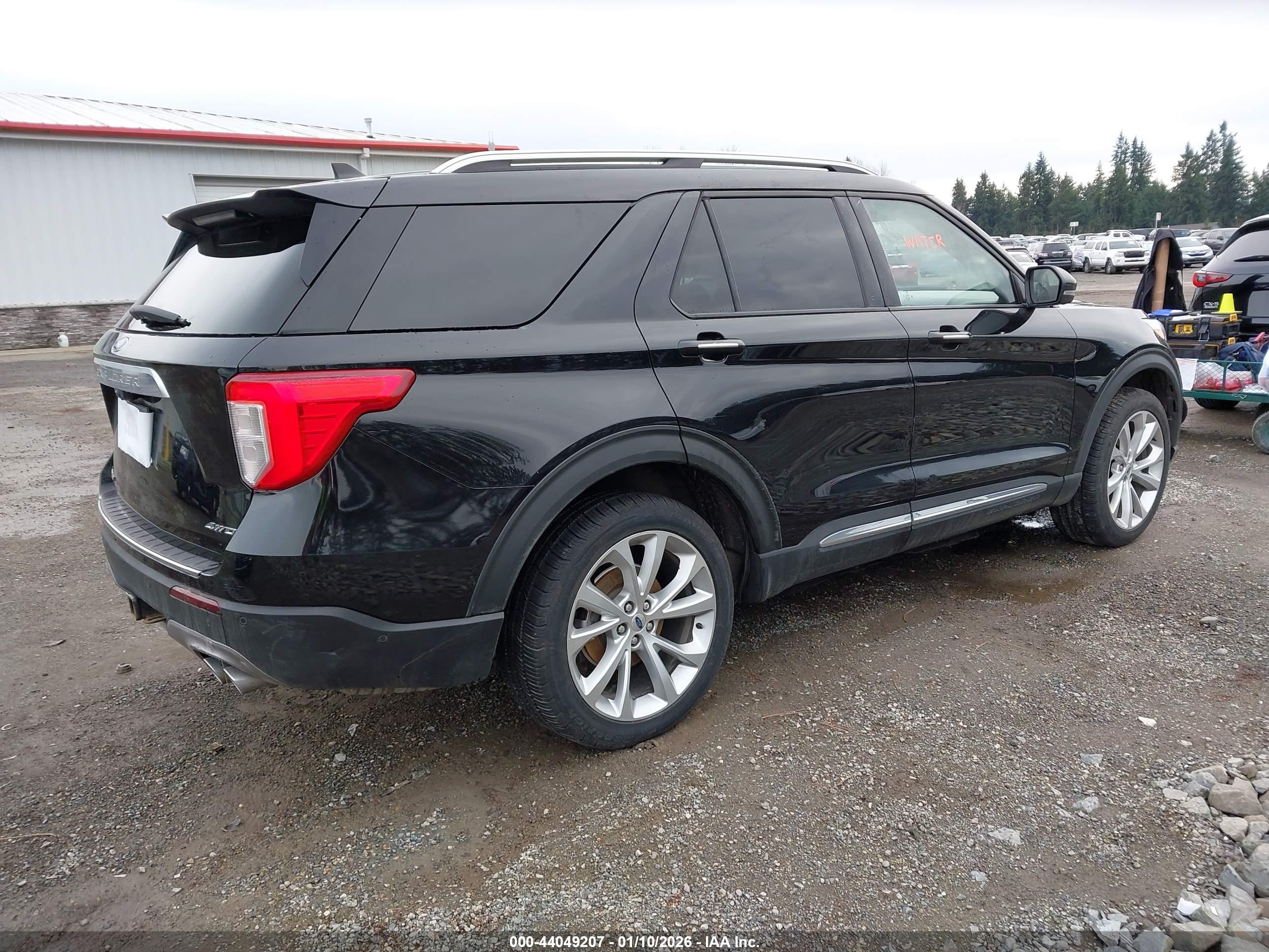 FORD EXPLORER image 4