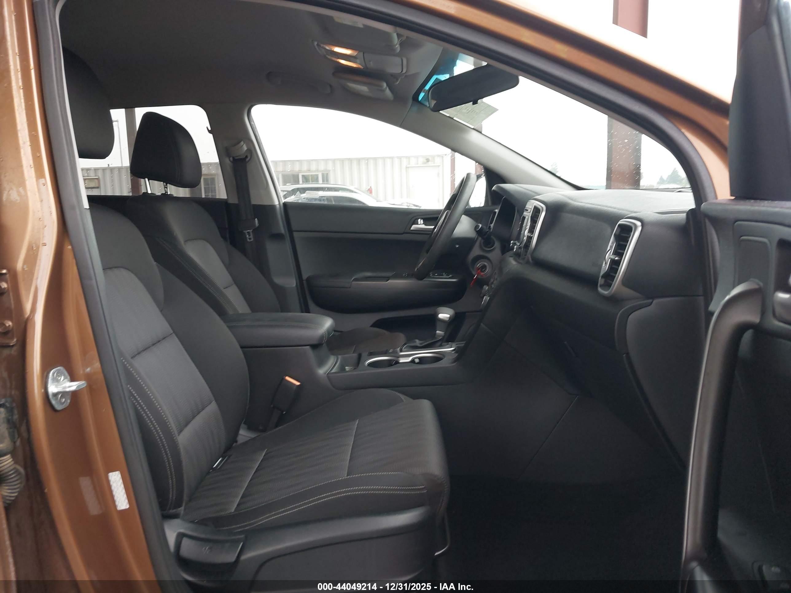 KIA SPORTAGE image 5