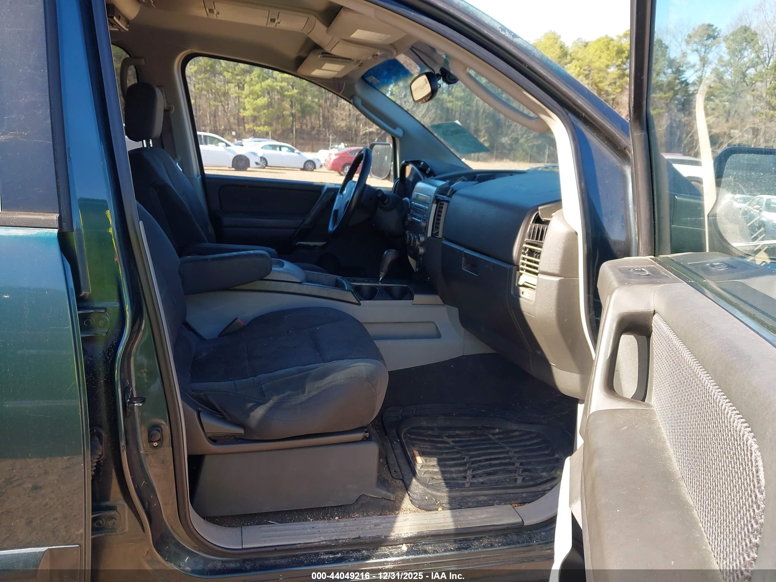 NISSAN PATHFINDER image 5