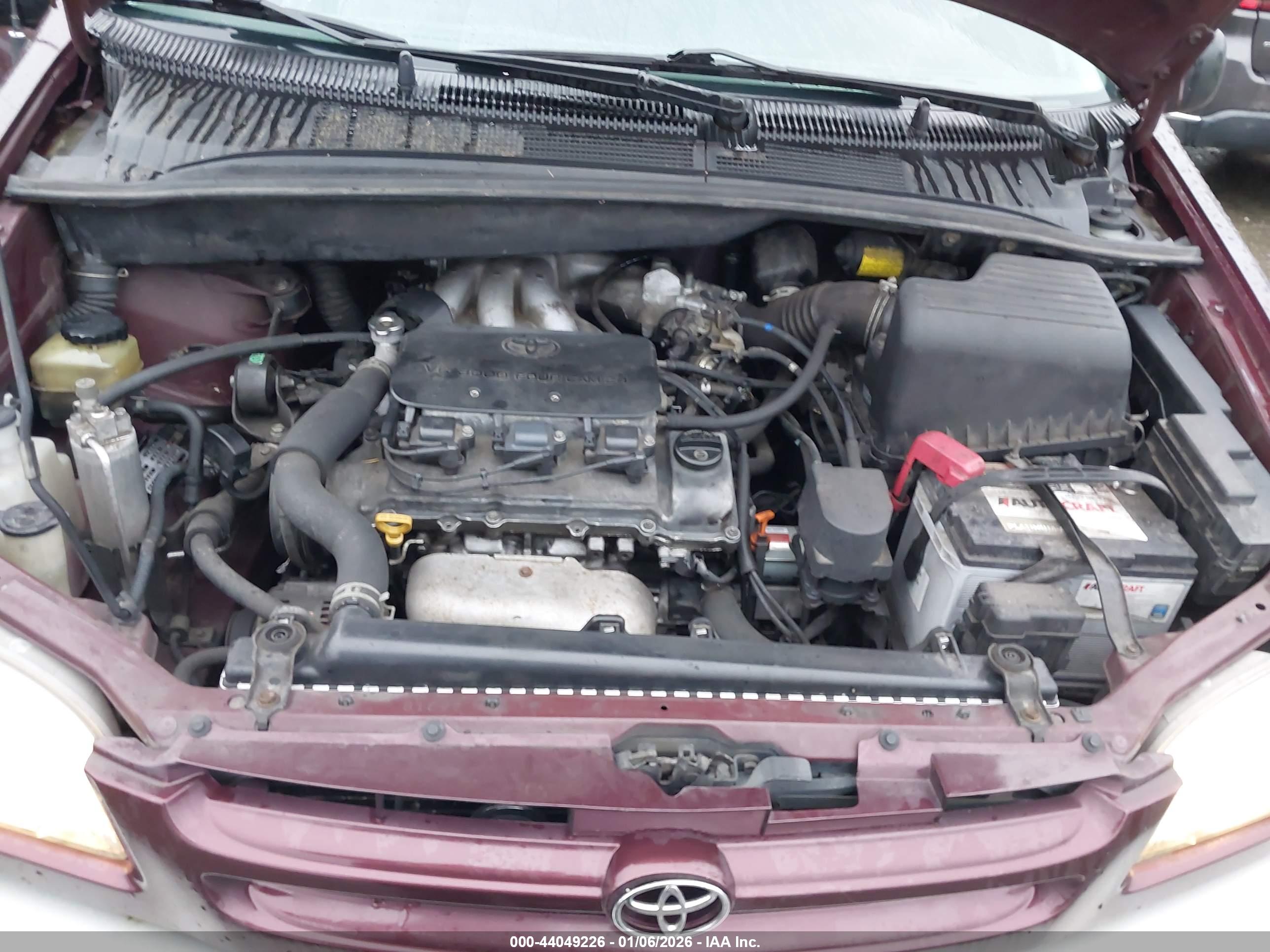 TOYOTA SIENNA image 10