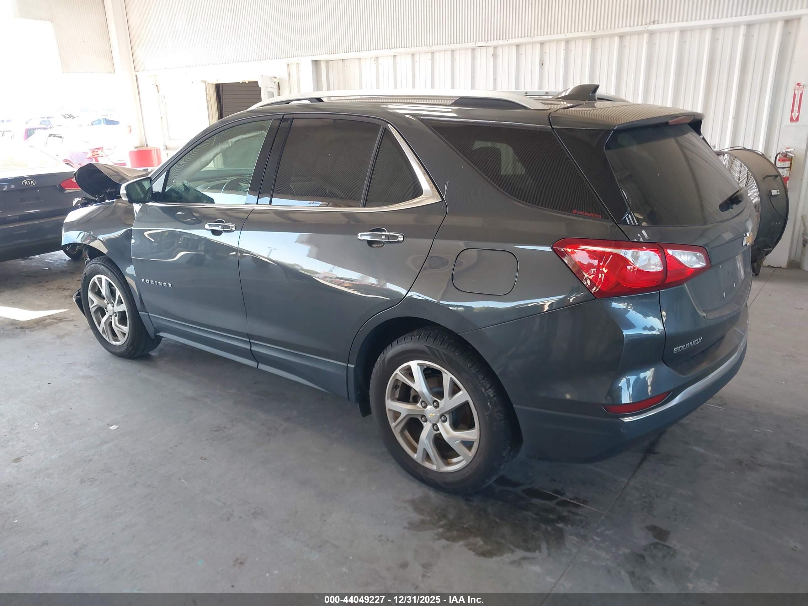 CHEVROLET EQUINOX image 3