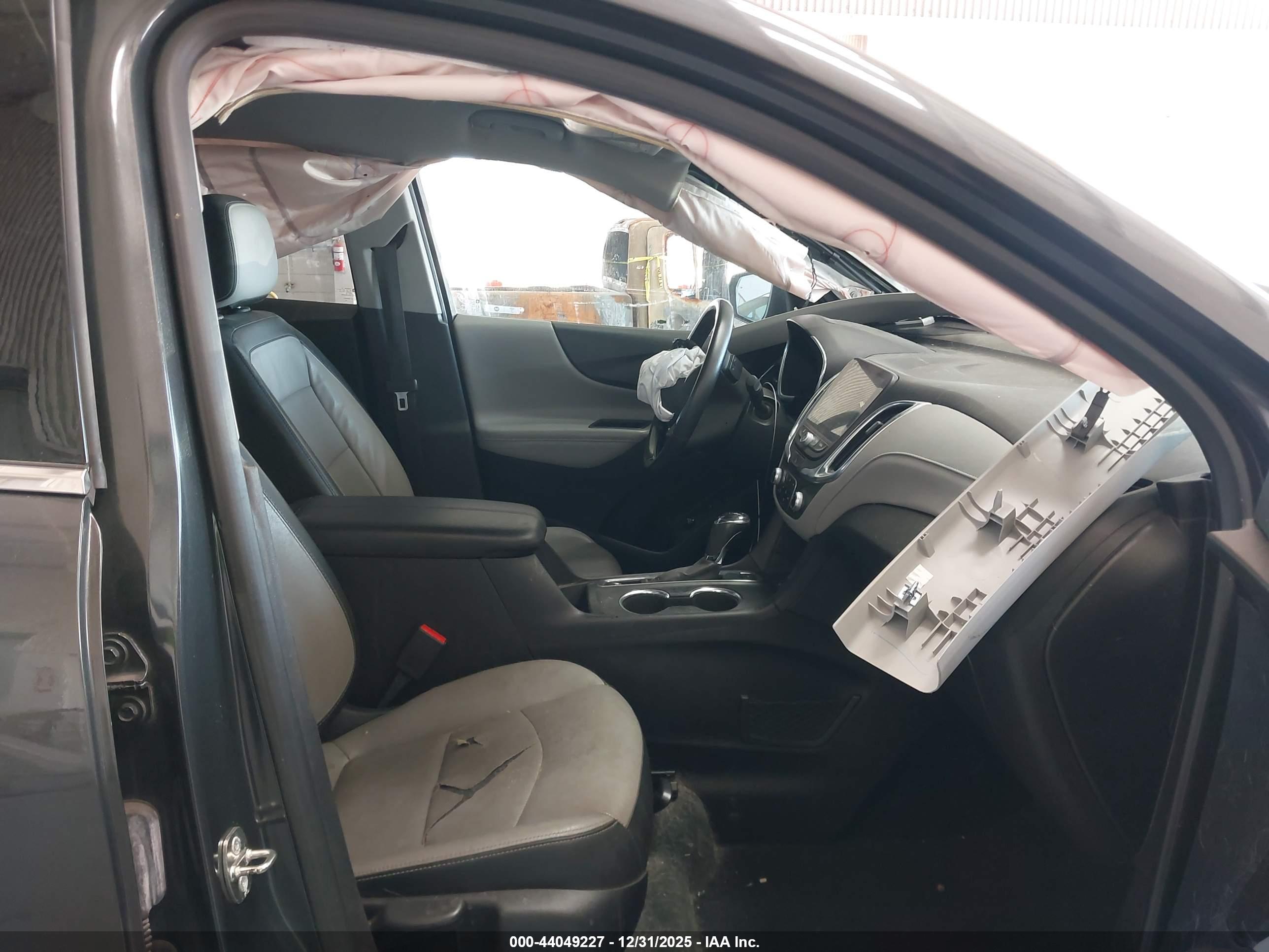 CHEVROLET EQUINOX image 5