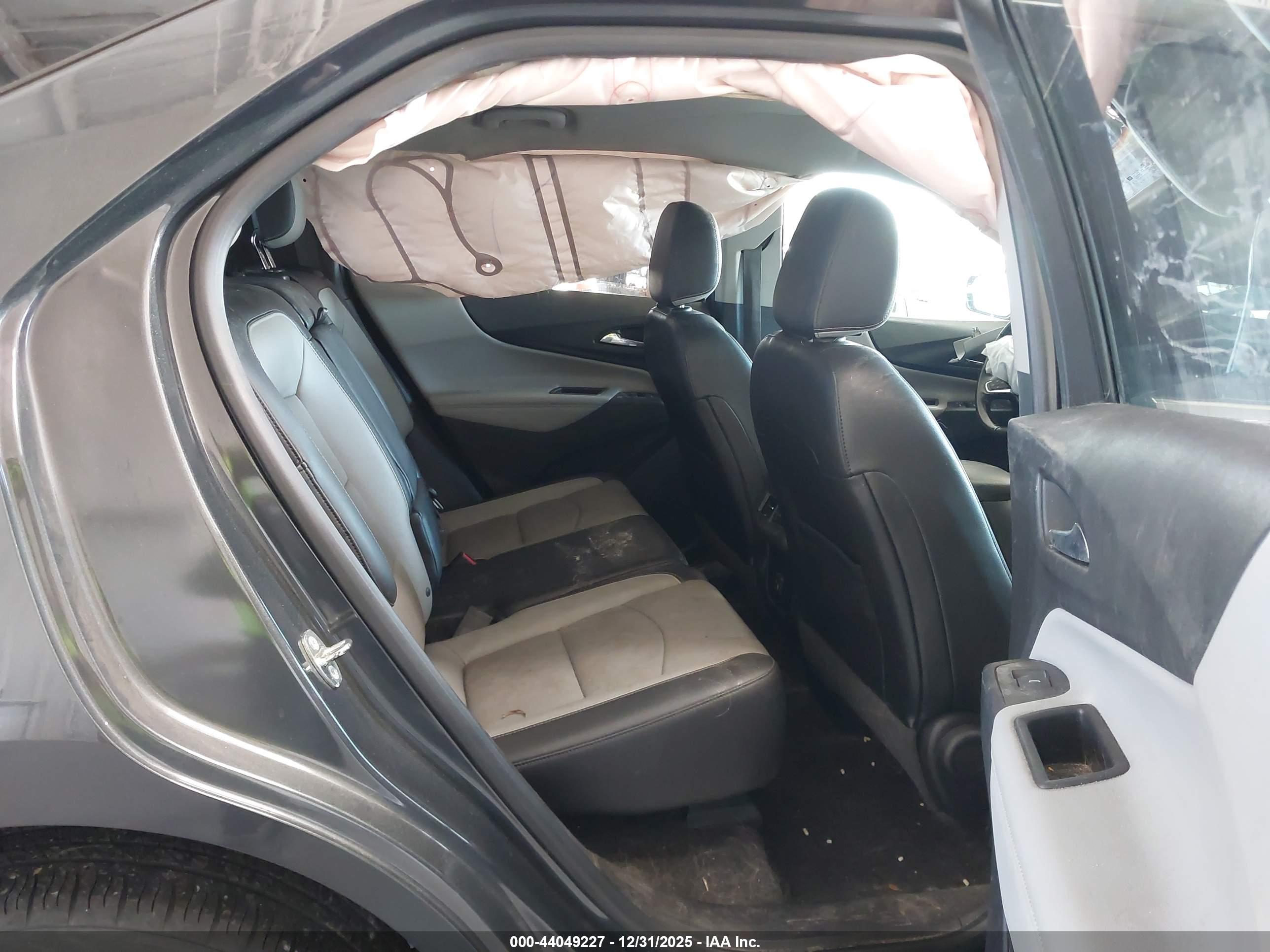 CHEVROLET EQUINOX image 8