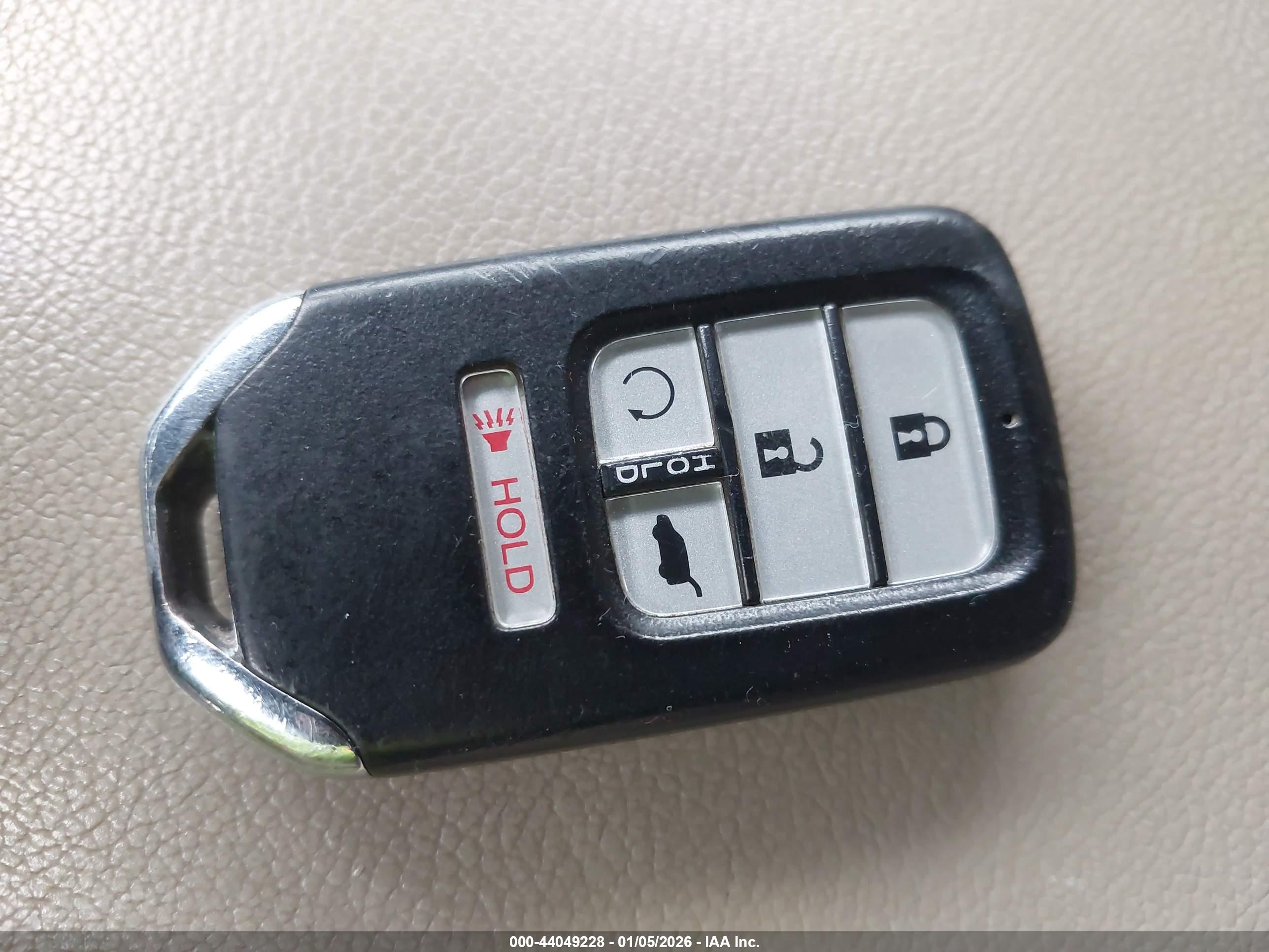 HONDA CR-V image 11