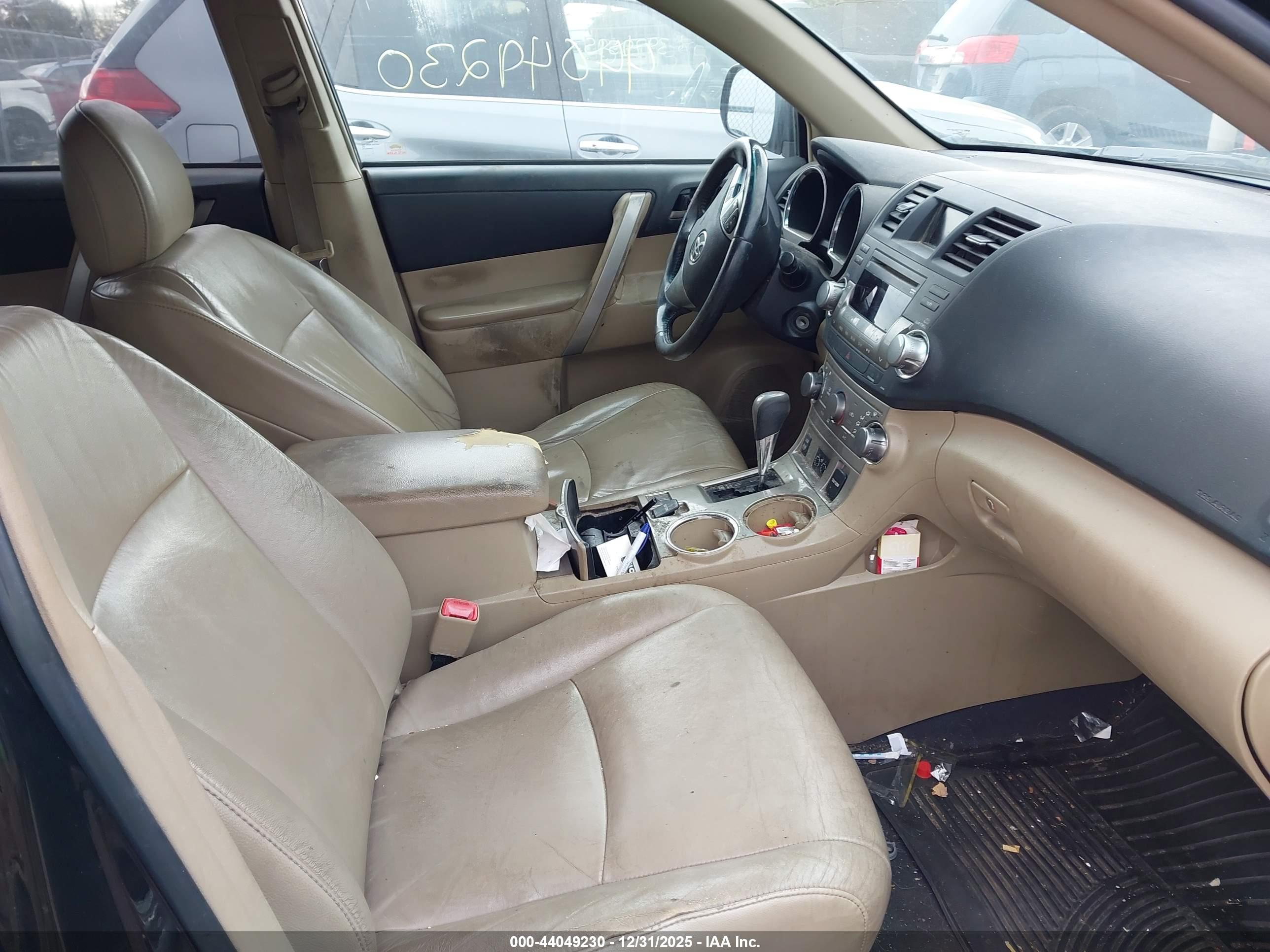 TOYOTA HIGHLANDER image 5