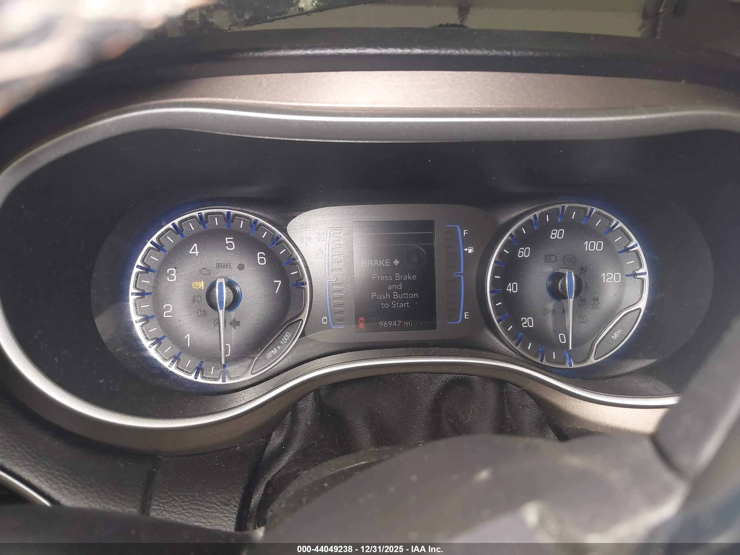 CHRYSLER PACIFICA image 7