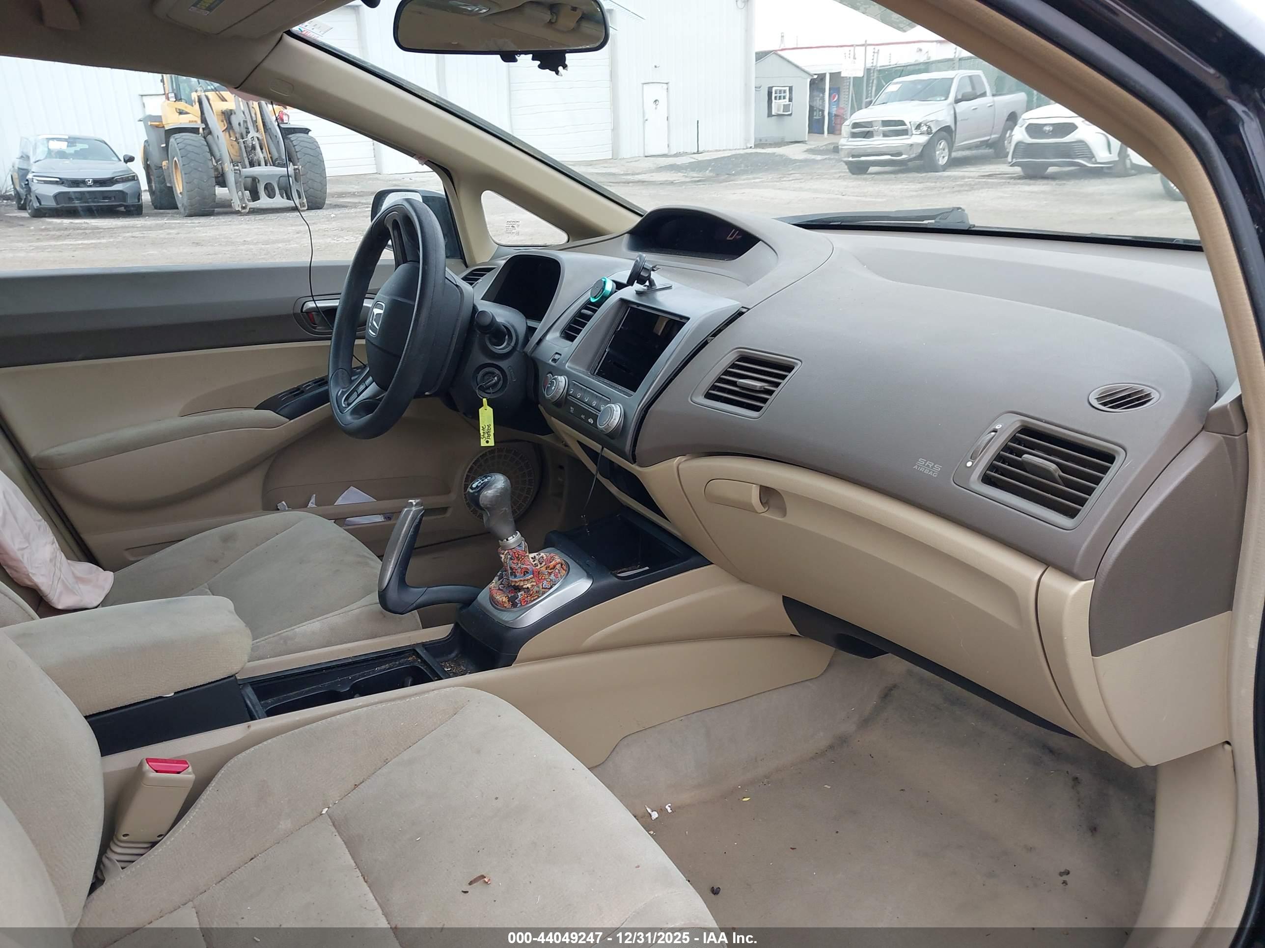 HONDA CIVIC image 5
