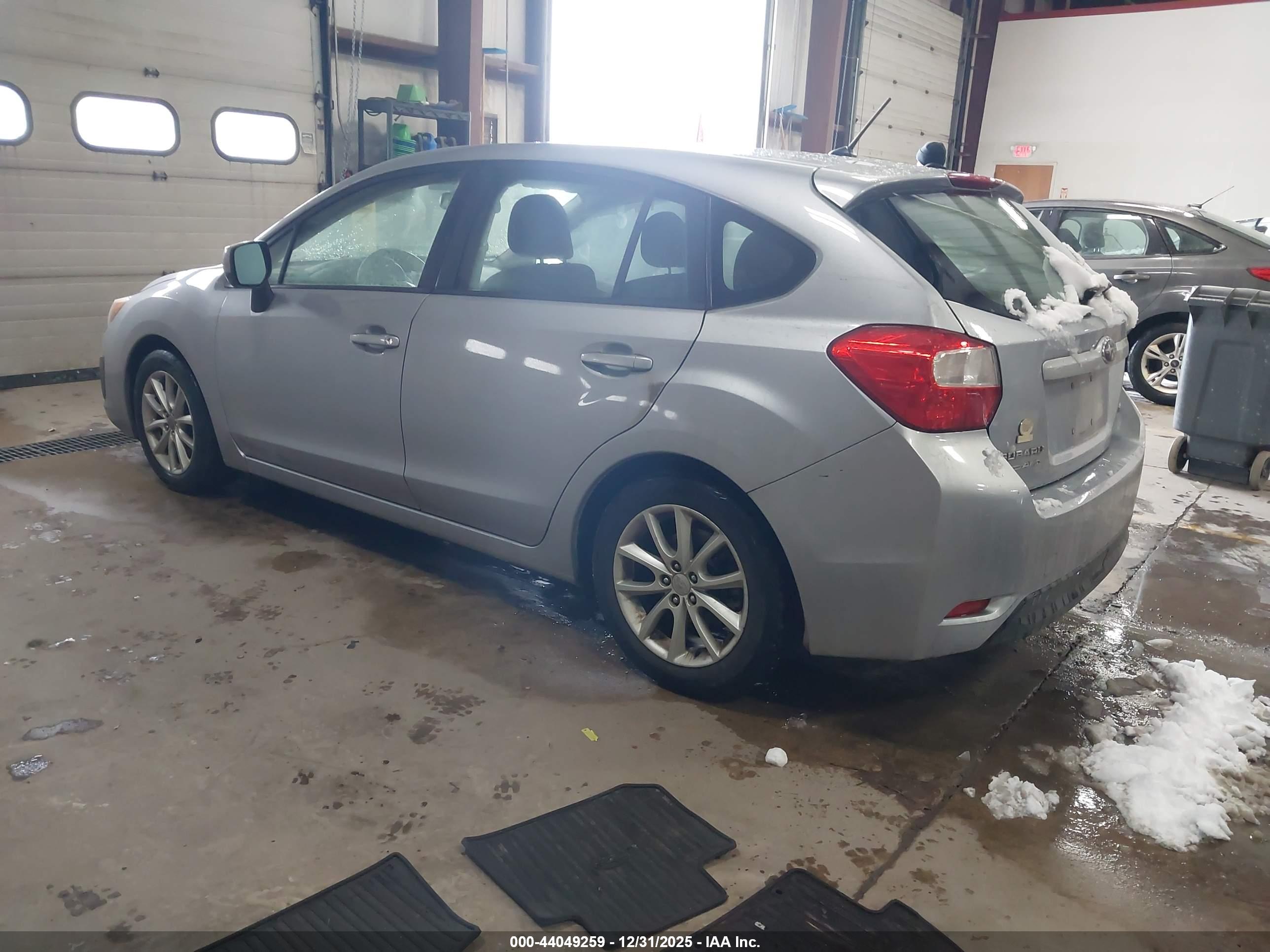 SUBARU IMPREZA image 3