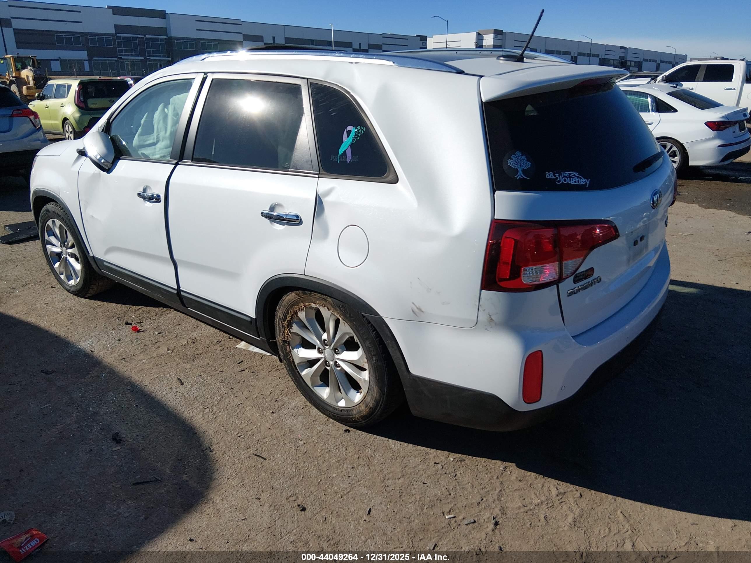 KIA SORENTO image 3
